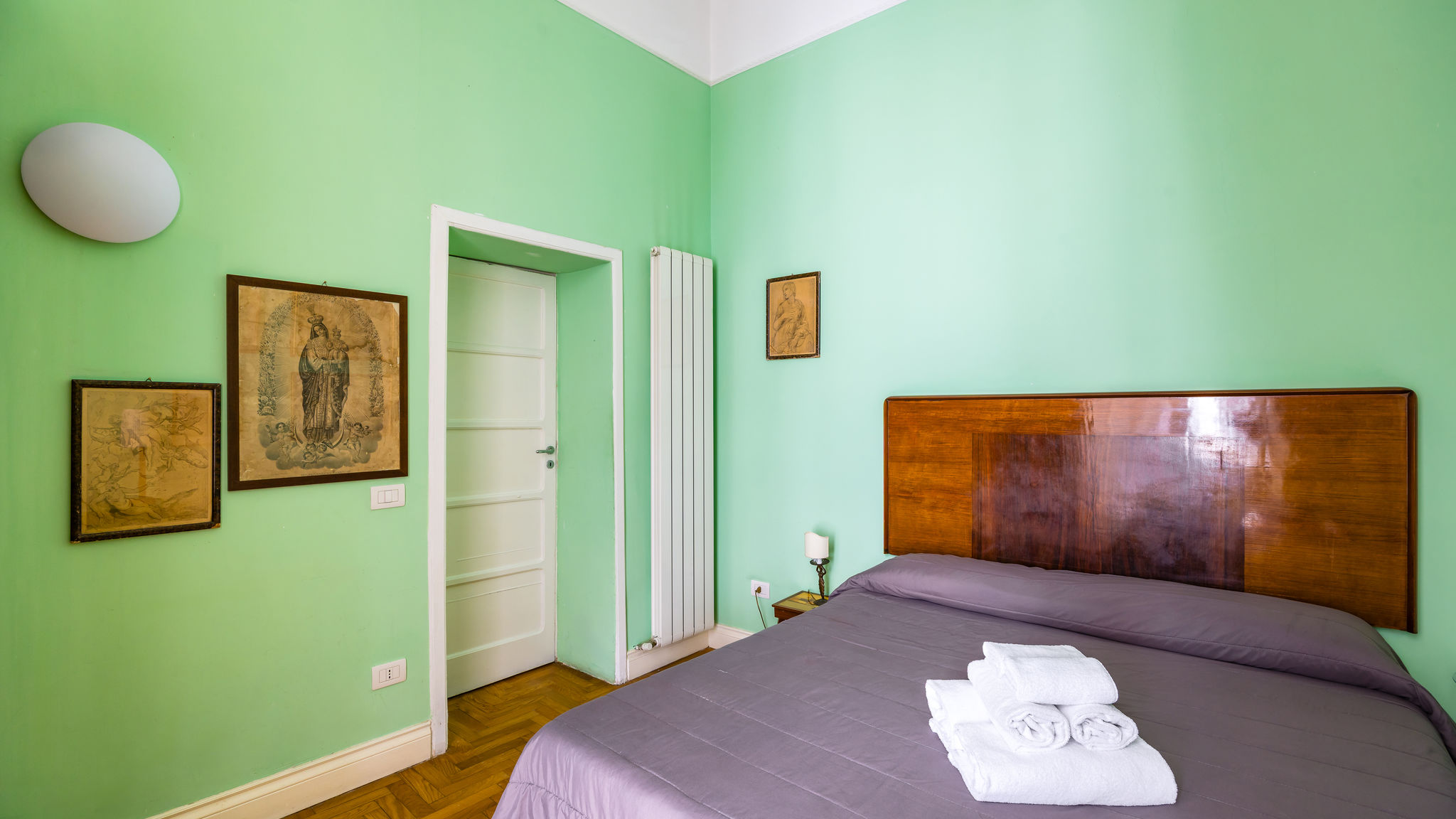 Napoliapartments.it (per Apt commercializzati) Napoli Cavour Art and Museum Flat by NapoliApartments