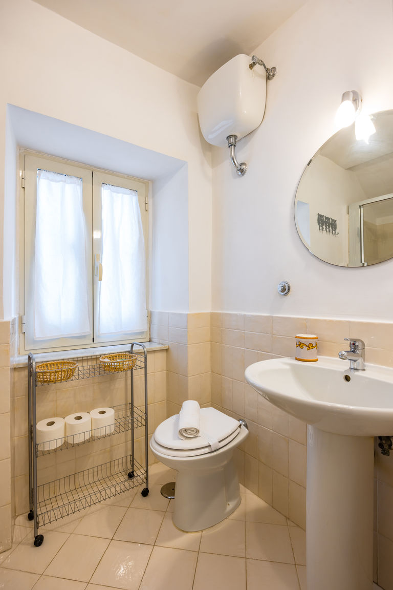 Napoliapartments.it (per Apt commercializzati) Napoli Cavour Art and Museum Flat by NapoliApartments