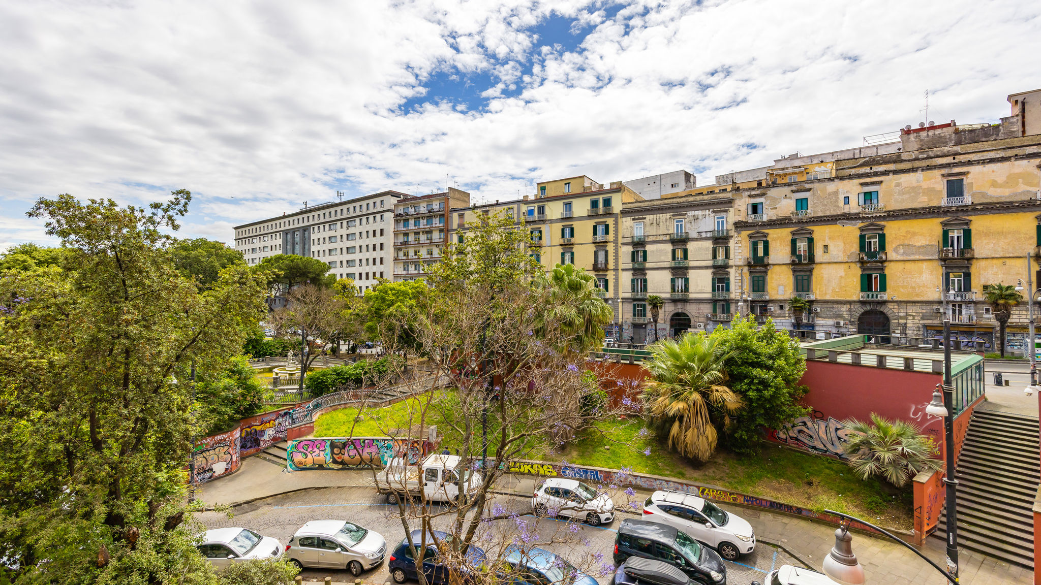 Napoliapartments.it (per Apt commercializzati) Napoli Cavour Art and Museum Flat by NapoliApartments