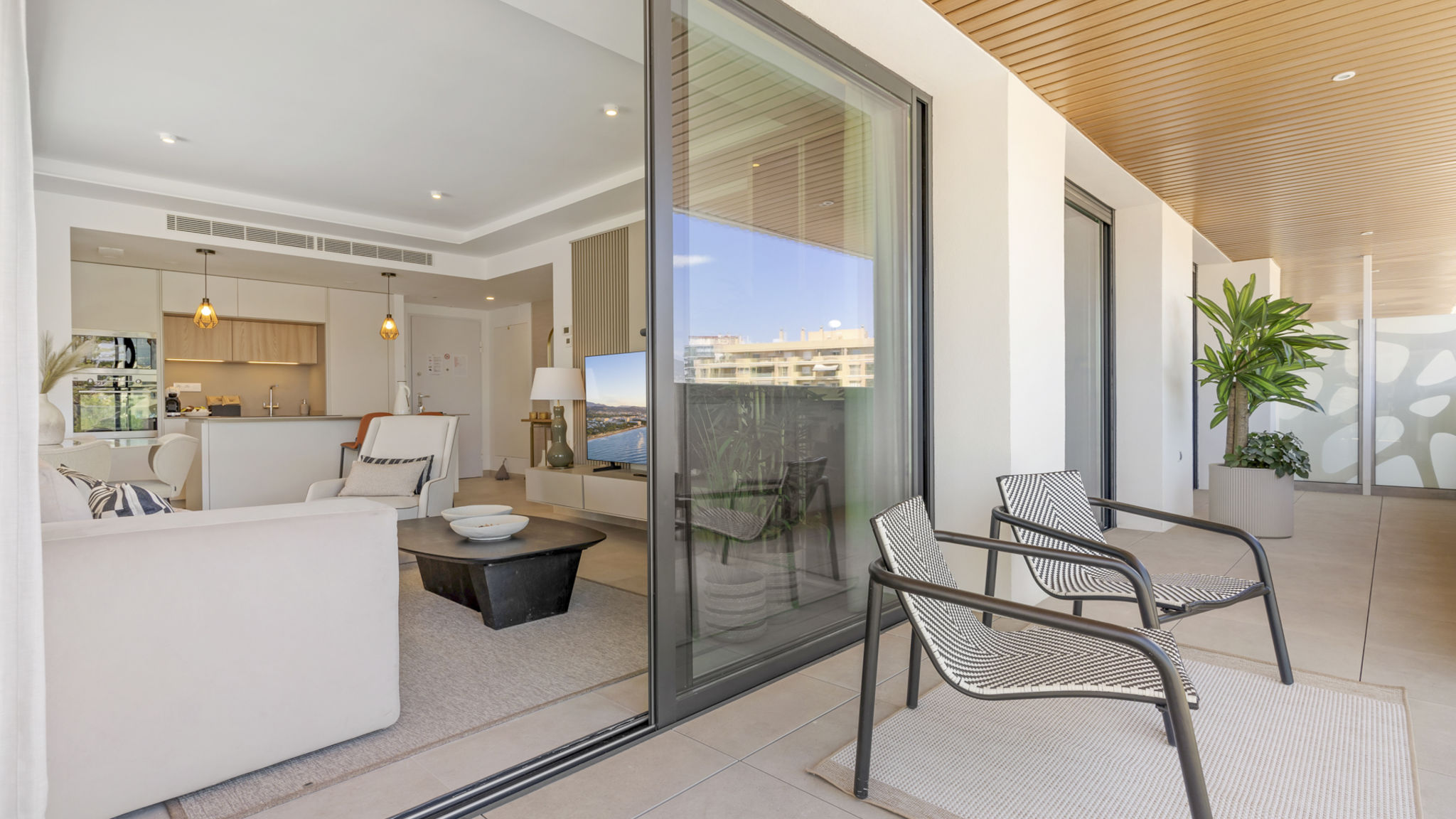 Cozy retreat Fuengirola by Costarentals - Ref 14