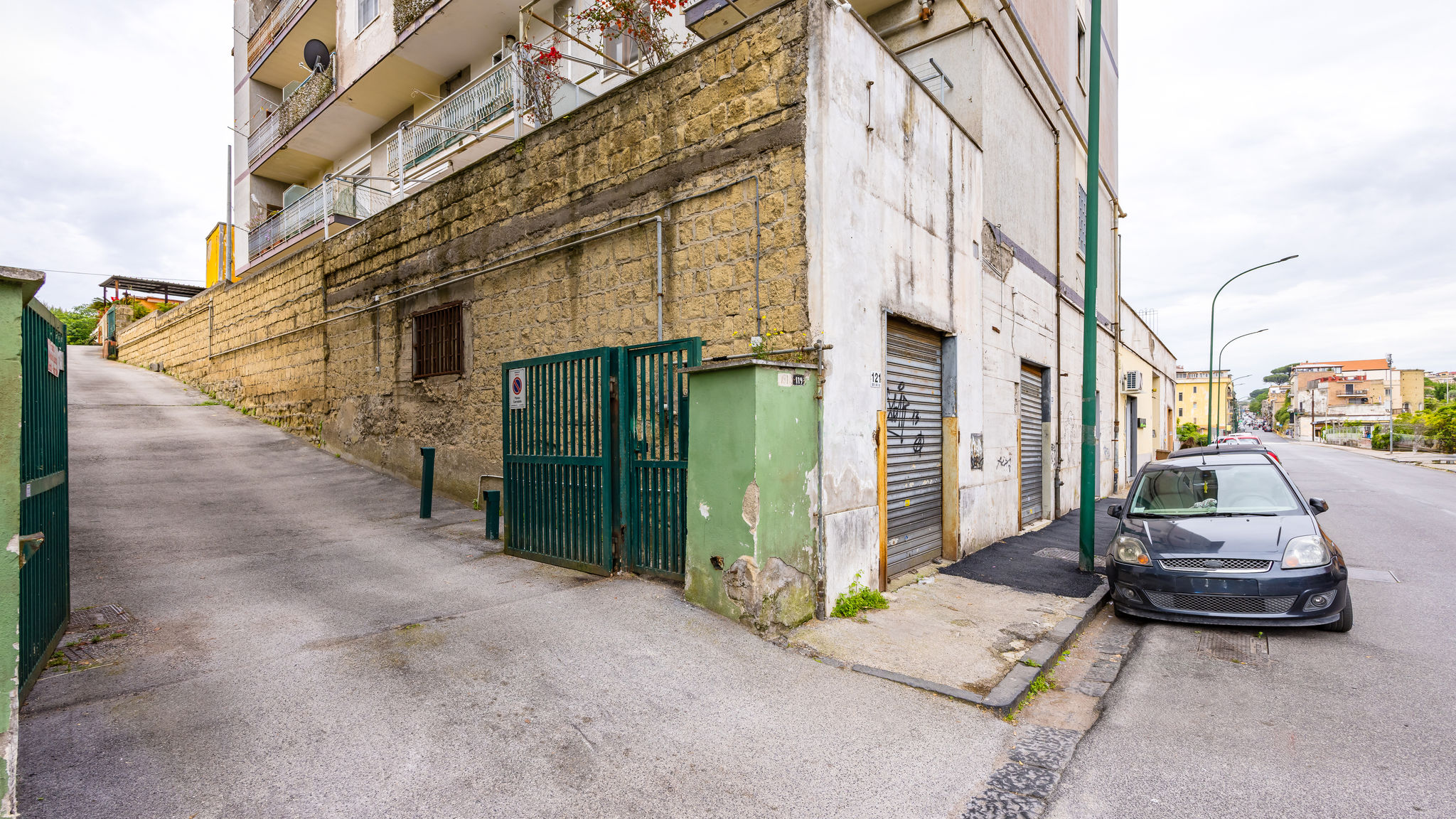Italianway Napoli Domus Capodimonte flat by Napoliapartments