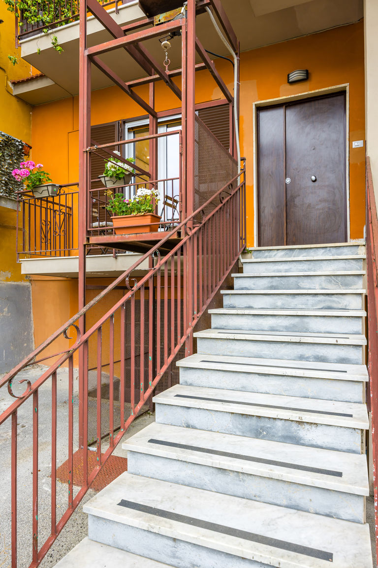 Italianway Napoli Domus Capodimonte flat by Napoliapartments