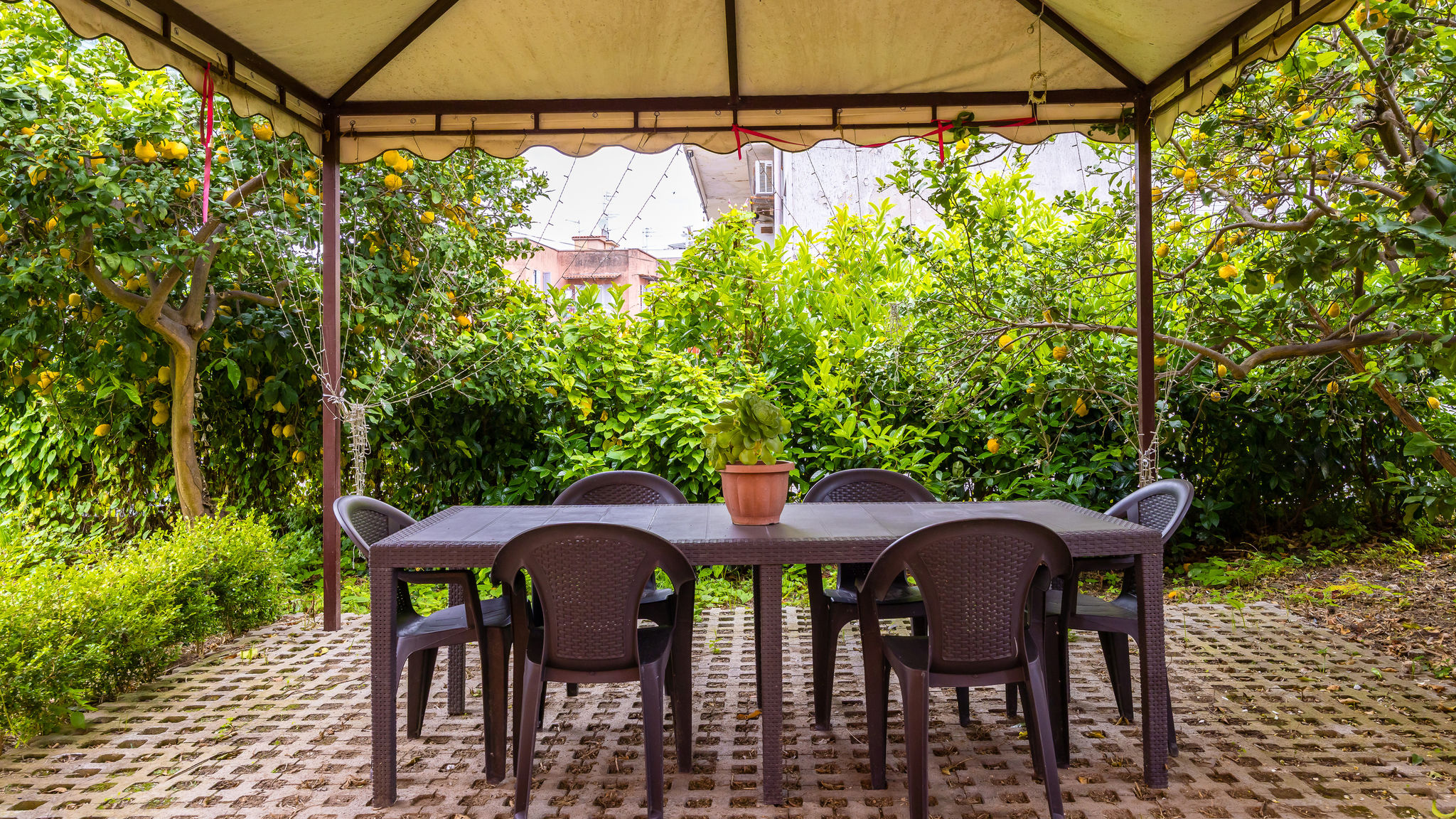 Italianway Napoli Domus Capodimonte flat by Napoliapartments