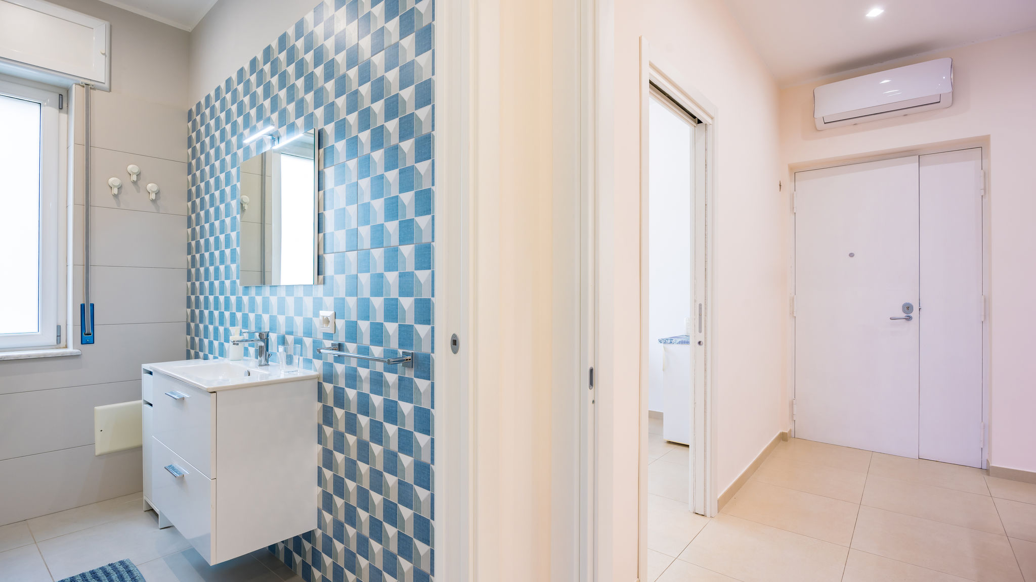 Italianway Napoli Domus Capodimonte flat by Napoliapartments