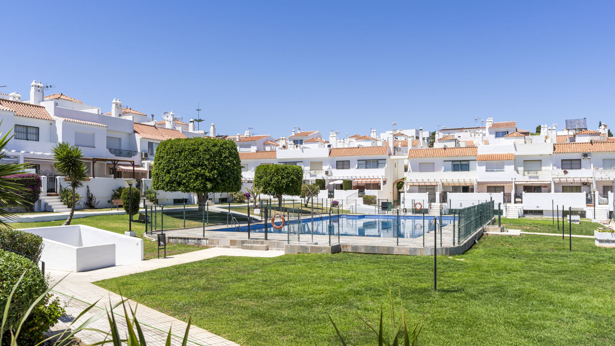 Costarentals Fuengirola Miramar townhouse by Costarentals Ref 62