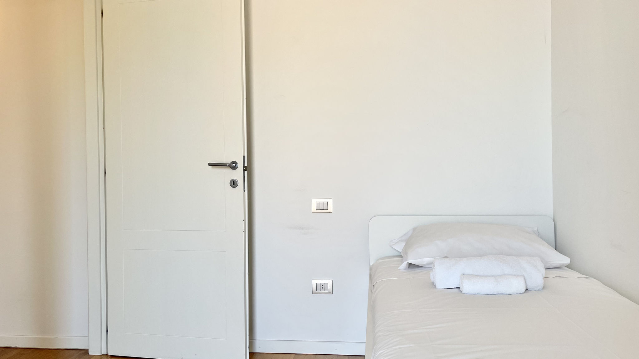 NOMASTAY SRL Rimini Attico con Garage e Ampia Terrazza Privata