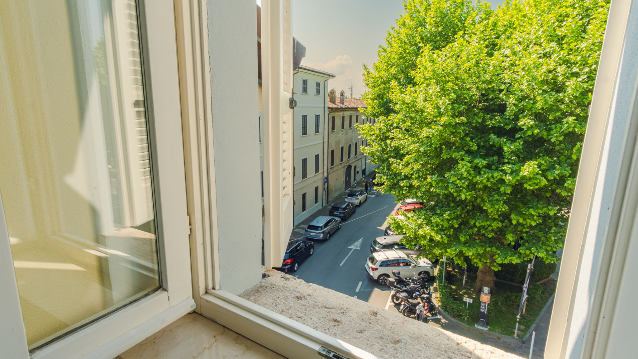 Italianway Desenzano del Garda Da Elisa al Lago