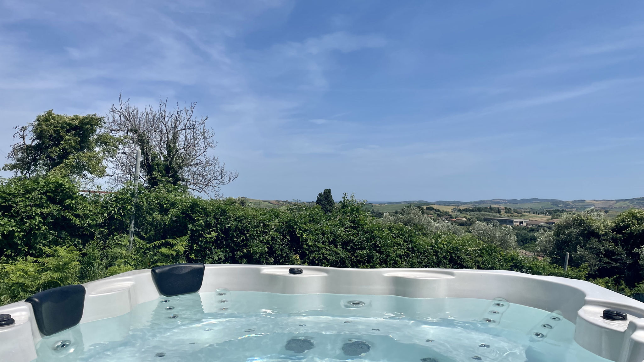 NOMASTAY SRL Saludecio Rustico con Jacuzzi privata, BBQ e 3 camere
