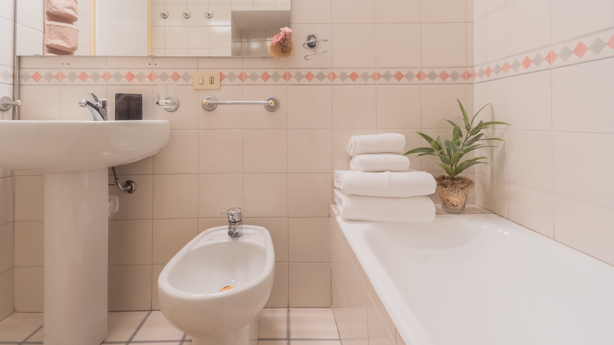 Italianway Como Linda Apartment 2