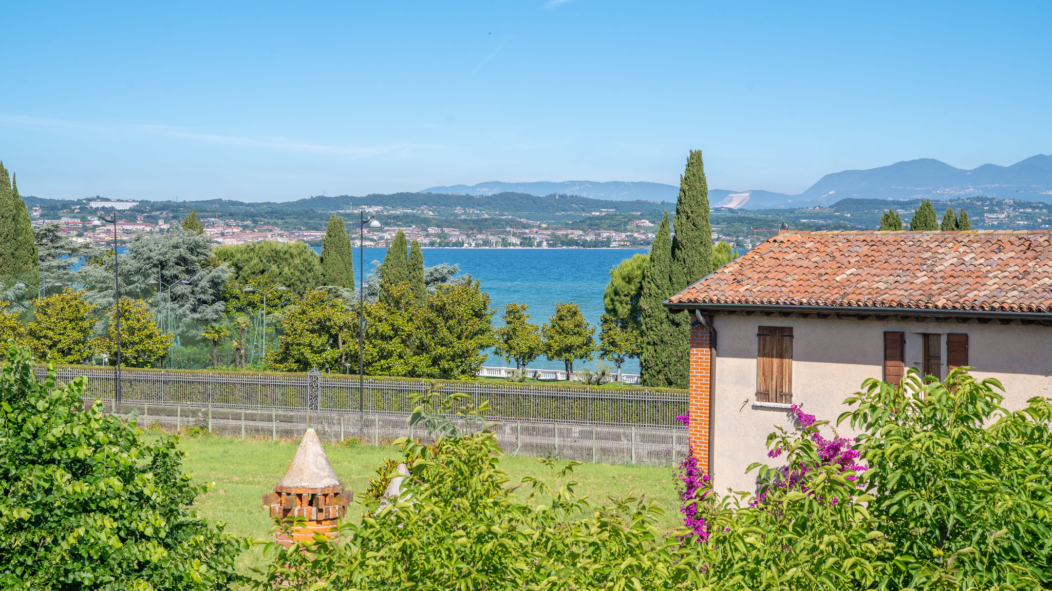 Italianway Desenzano del Garda Neela Apartment