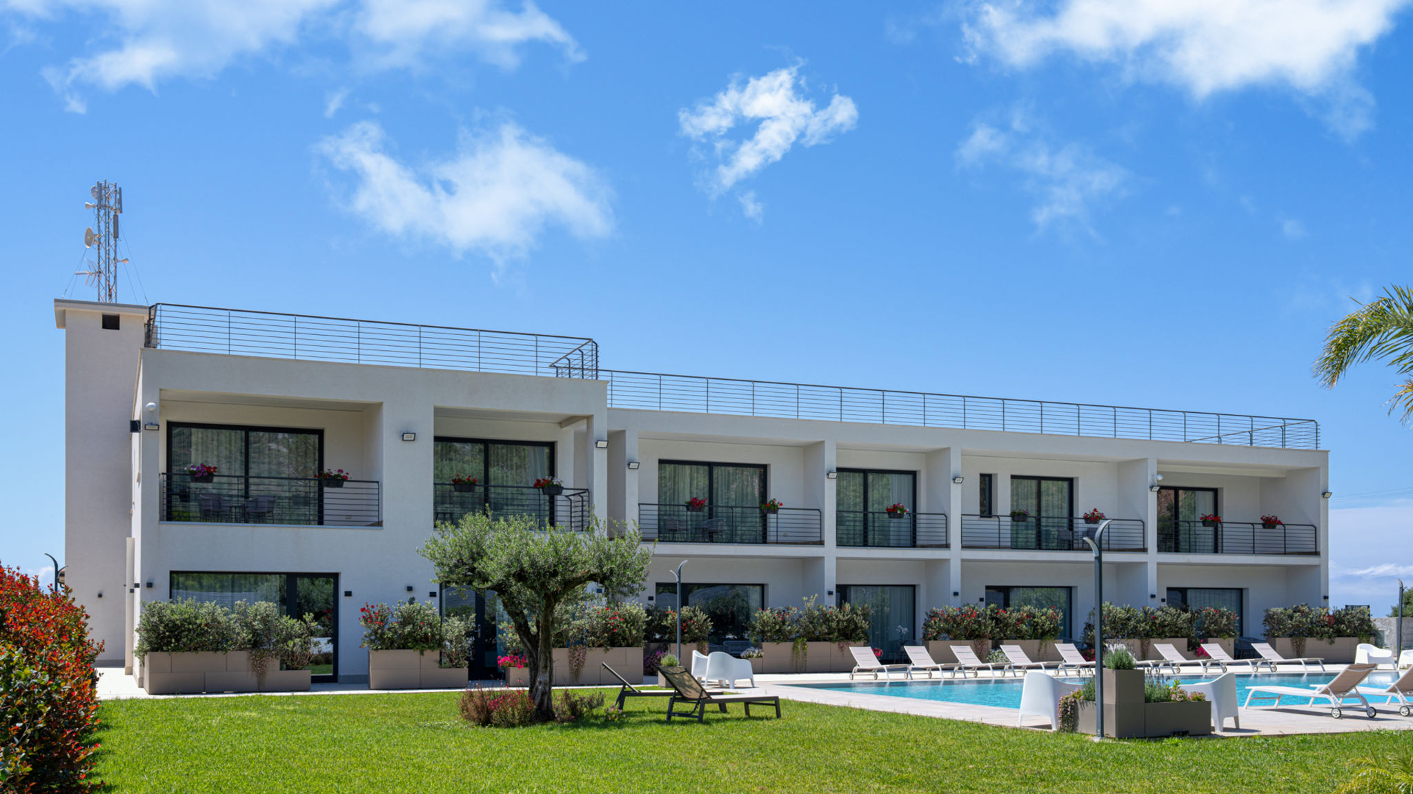 Italianway Terrasini Ella Suites Apartments