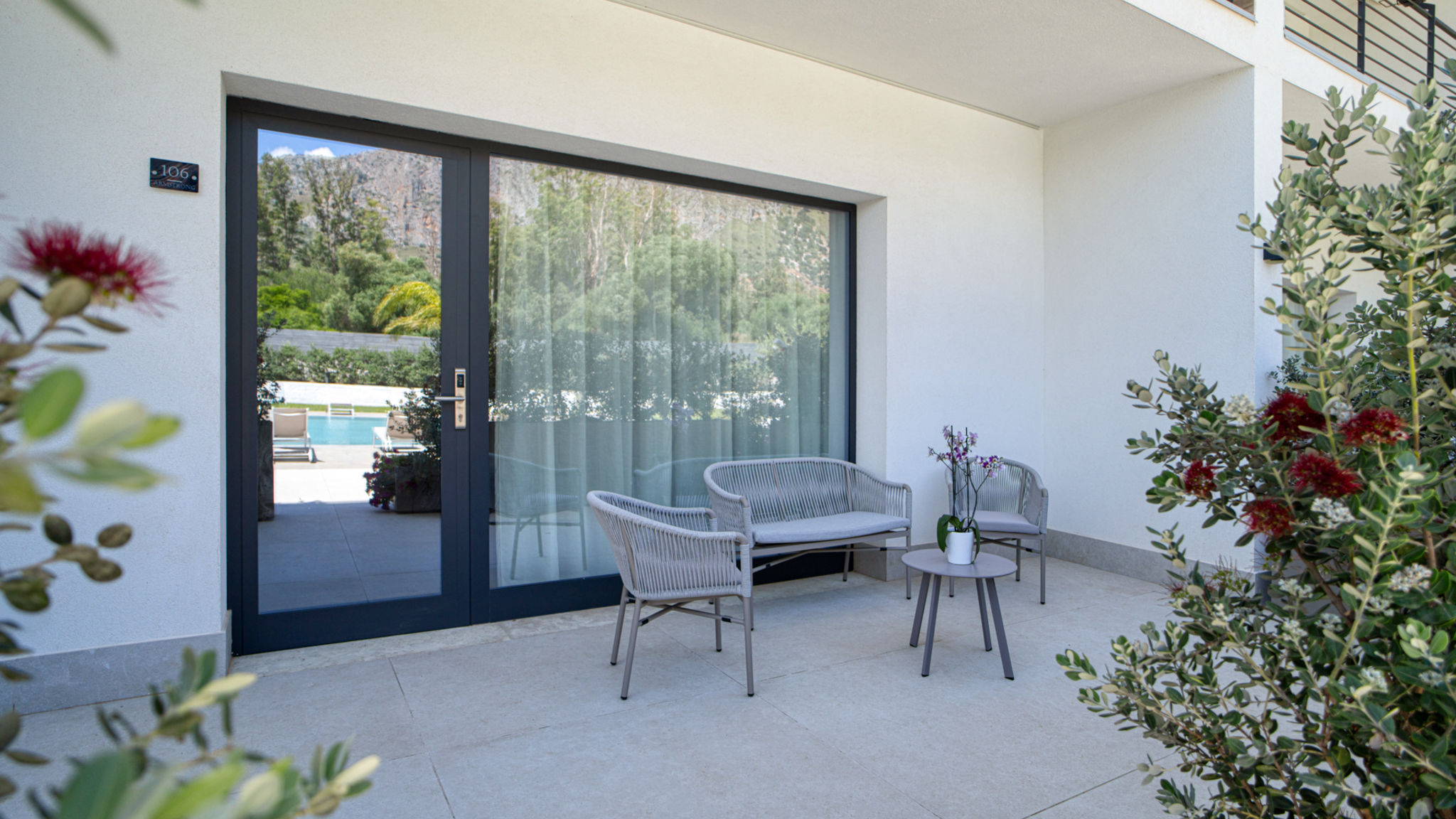 Italianway Terrasini Ella Suites Apartments