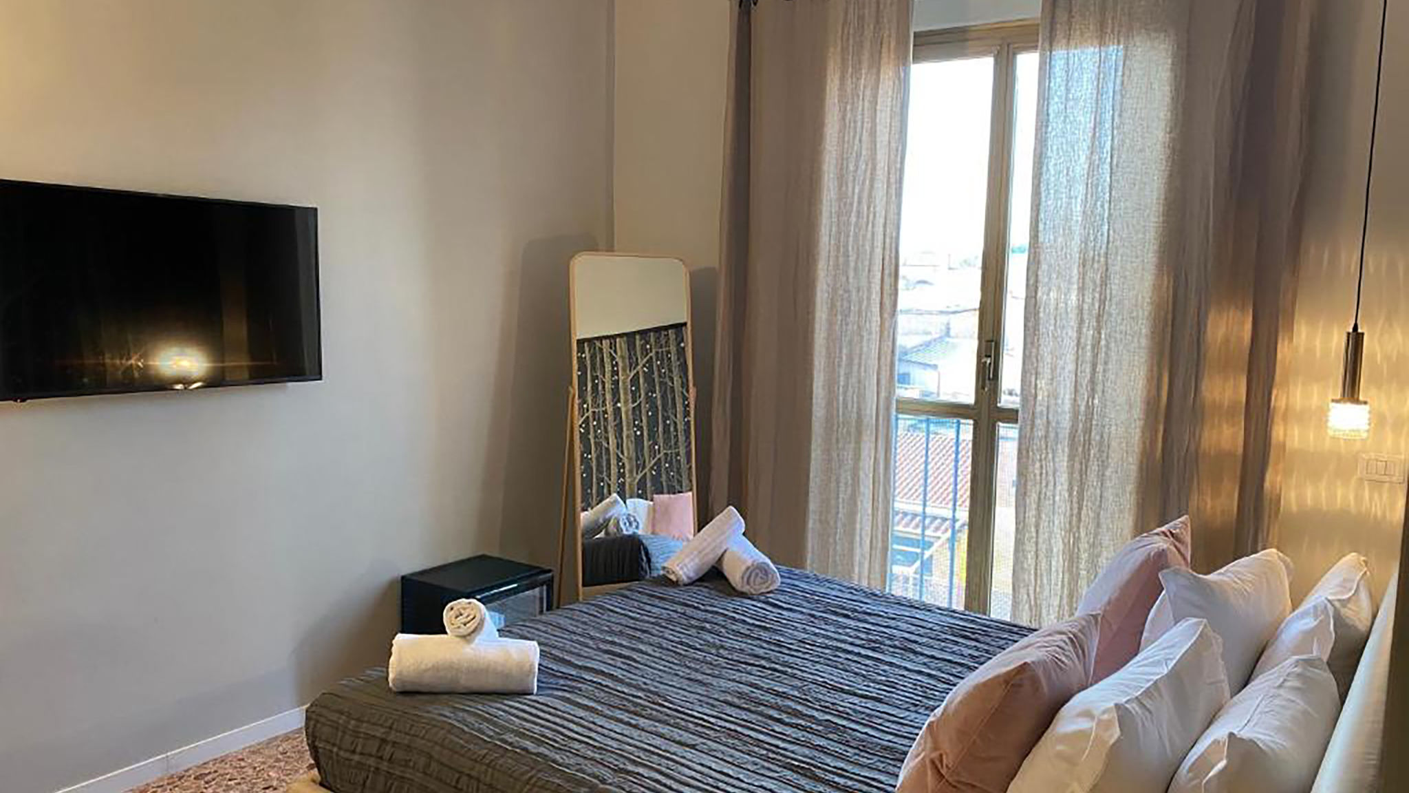 Italianway Roma Cavour Urban Rooms - by Ghor
