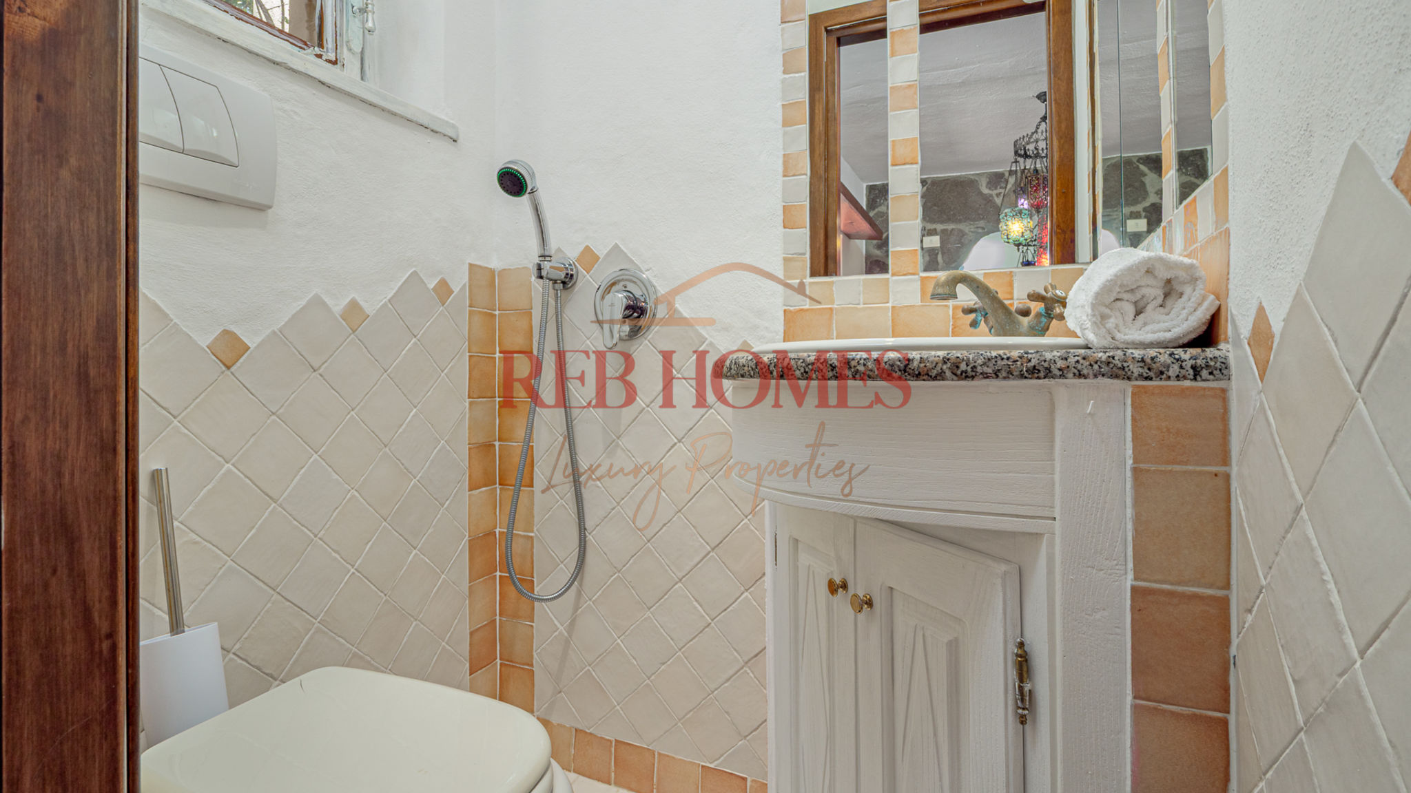 REBhomes Arzachena Sestante