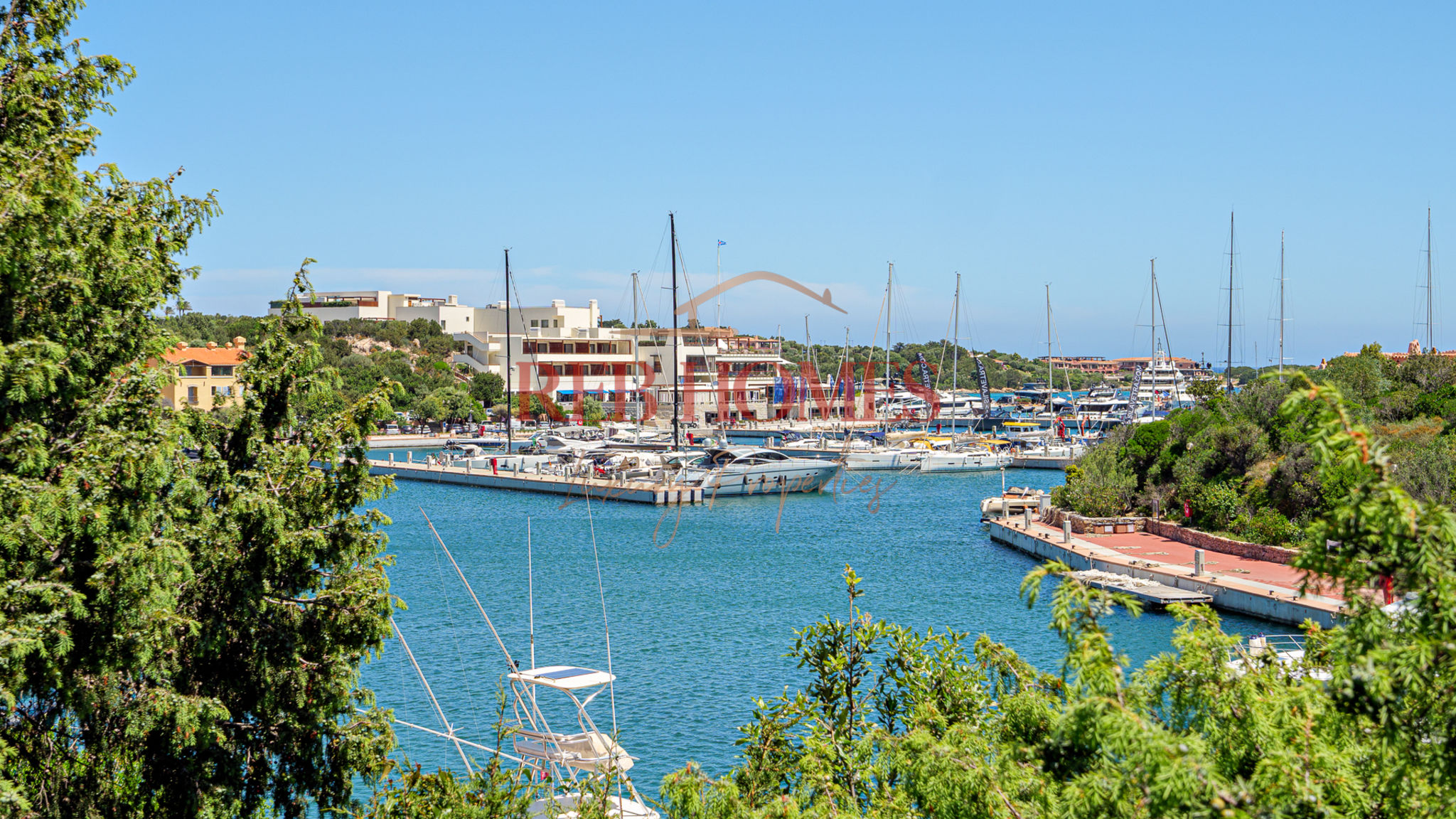 REBhomes Arzachena Sestante