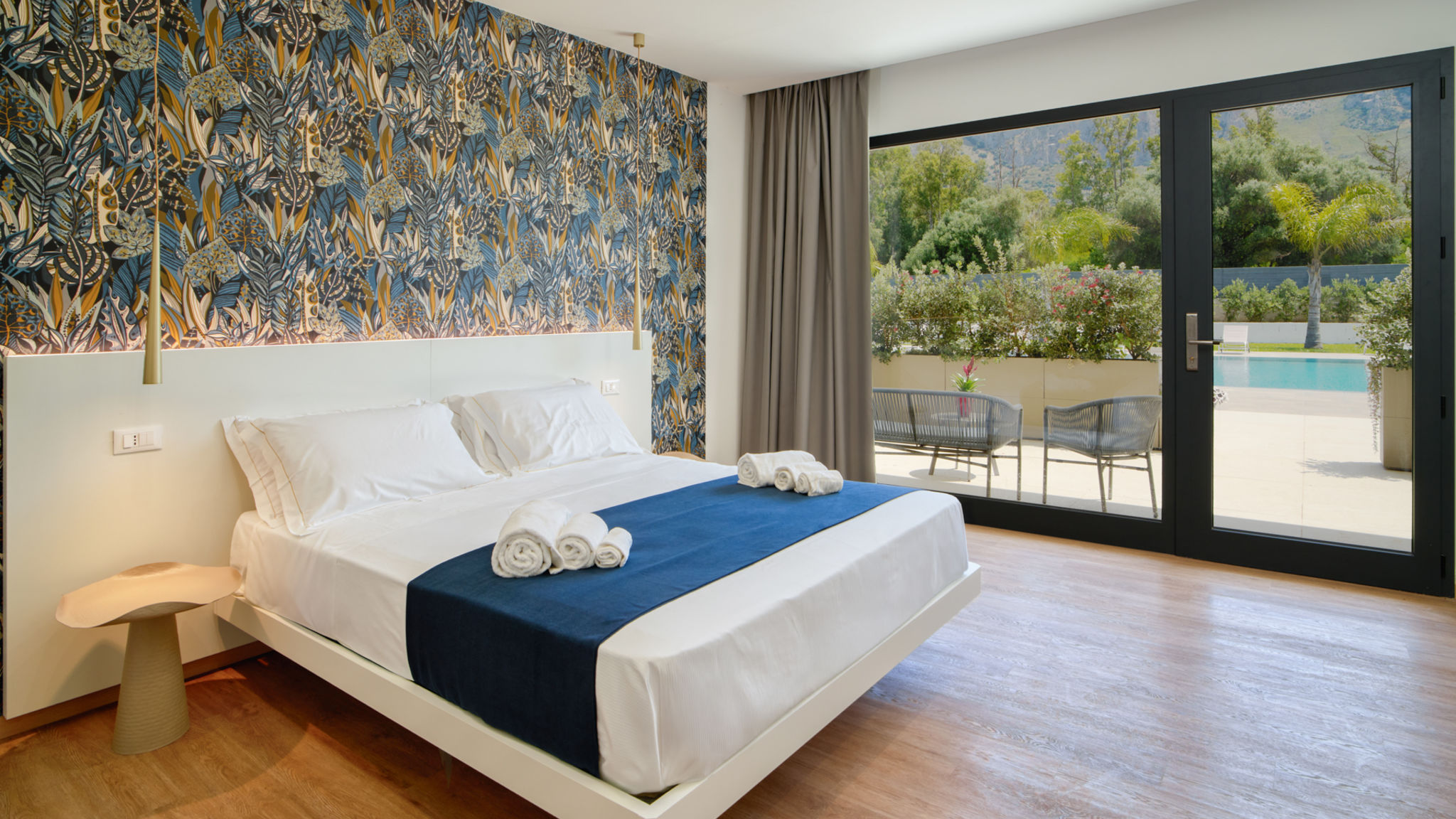Italianway Terrasini Ella Suites Apartments