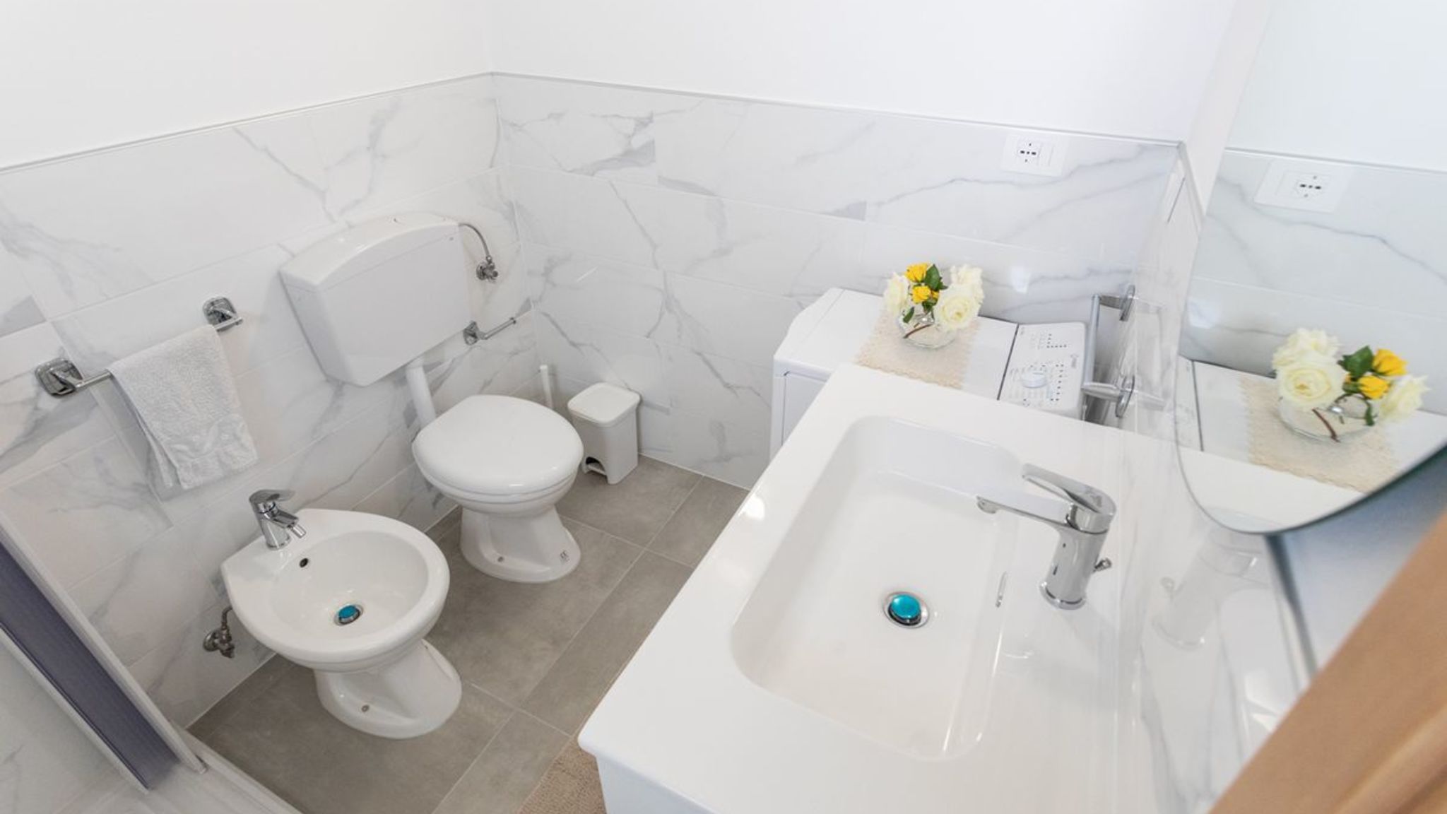Italianway Racale Attico Gabriella vista mare - Salento Reservation