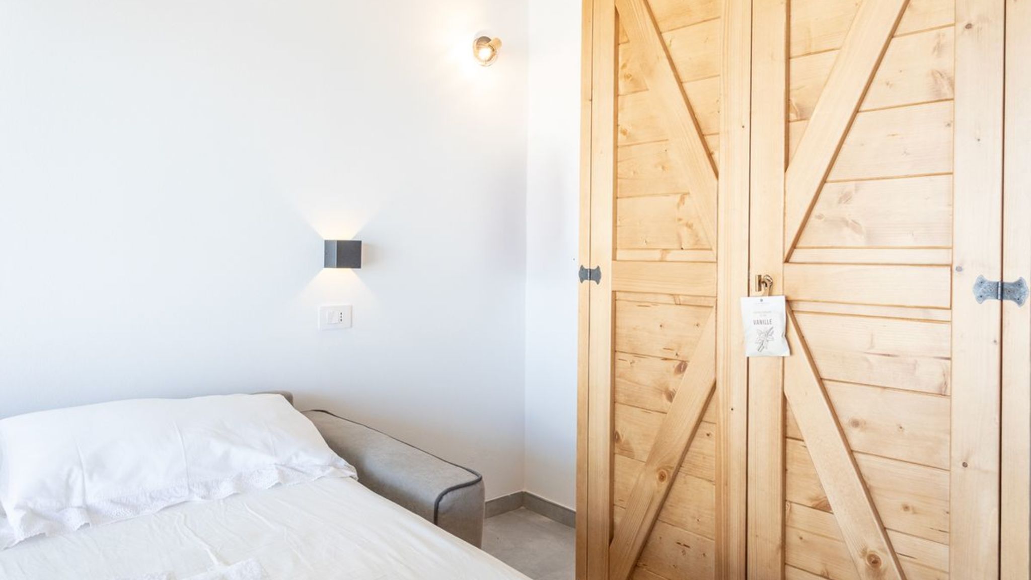 Italianway Racale Attico Gabriella vista mare - Salento Reservation