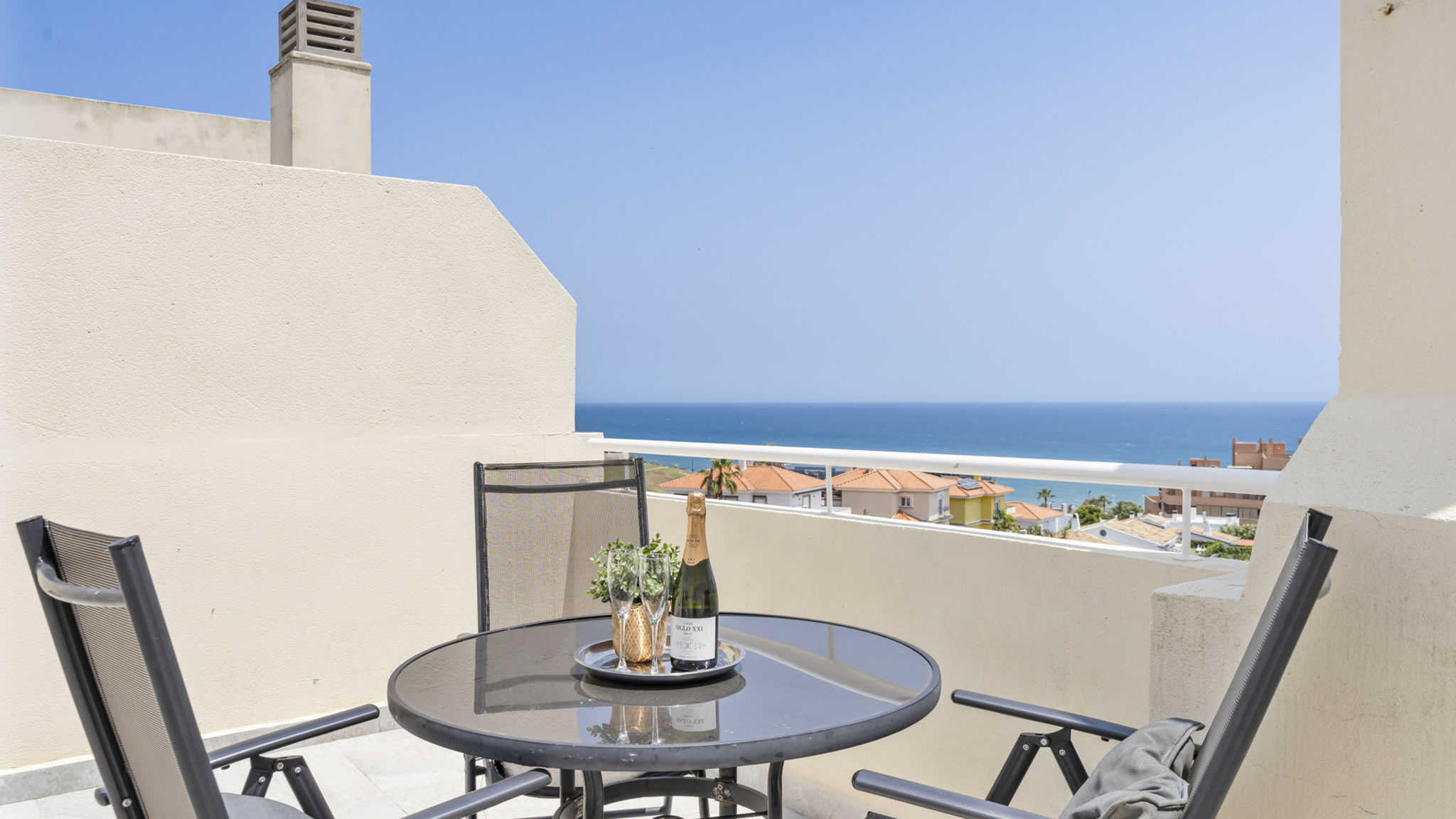 Costarentals Fuengirola Spacious Castillo Sohail penthouse with Jacuzzi by Costarentals - Ref 12