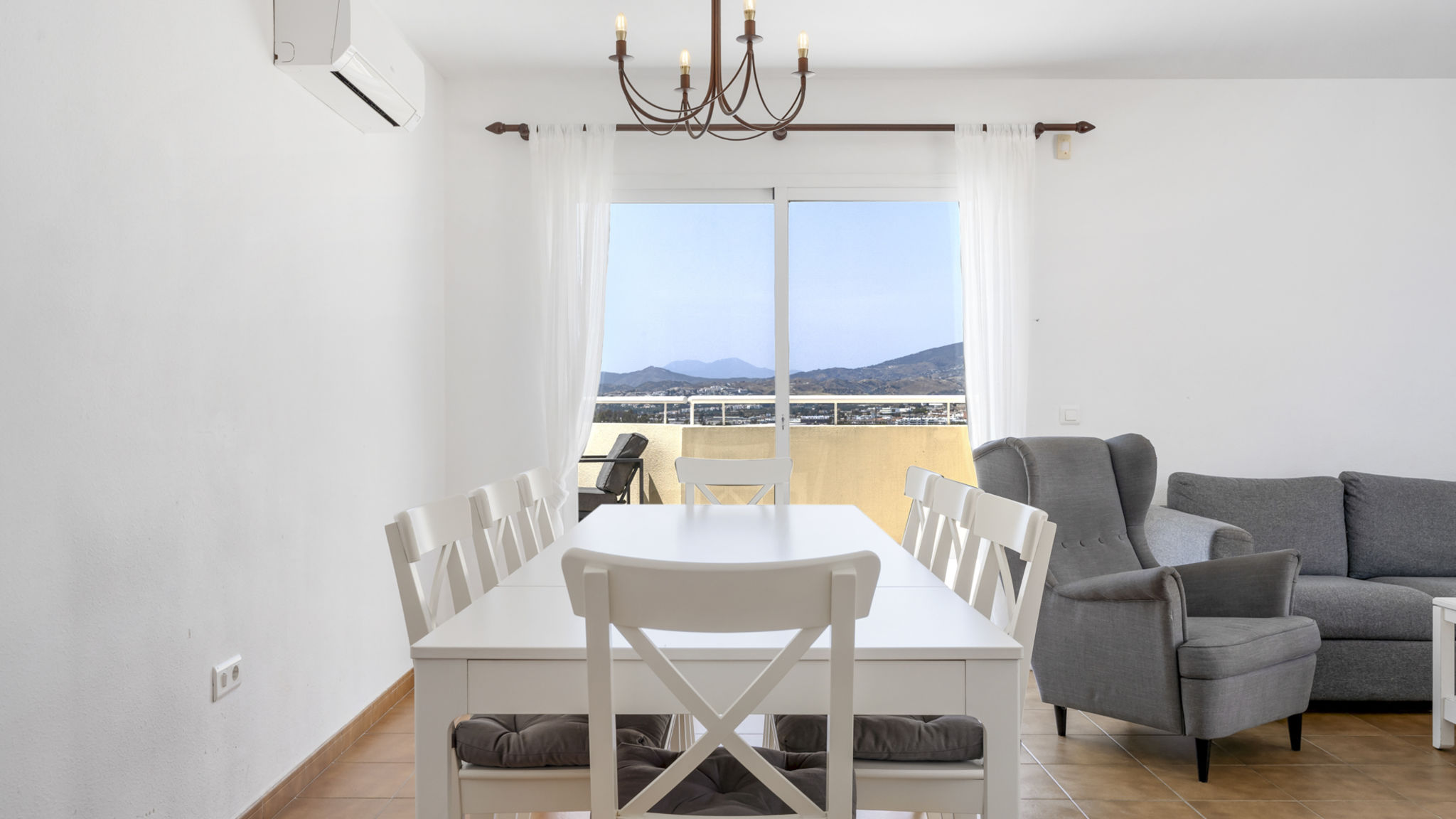 Costarentals Fuengirola Spacious Castillo Sohail penthouse with Jacuzzi by Costarentals - Ref 12