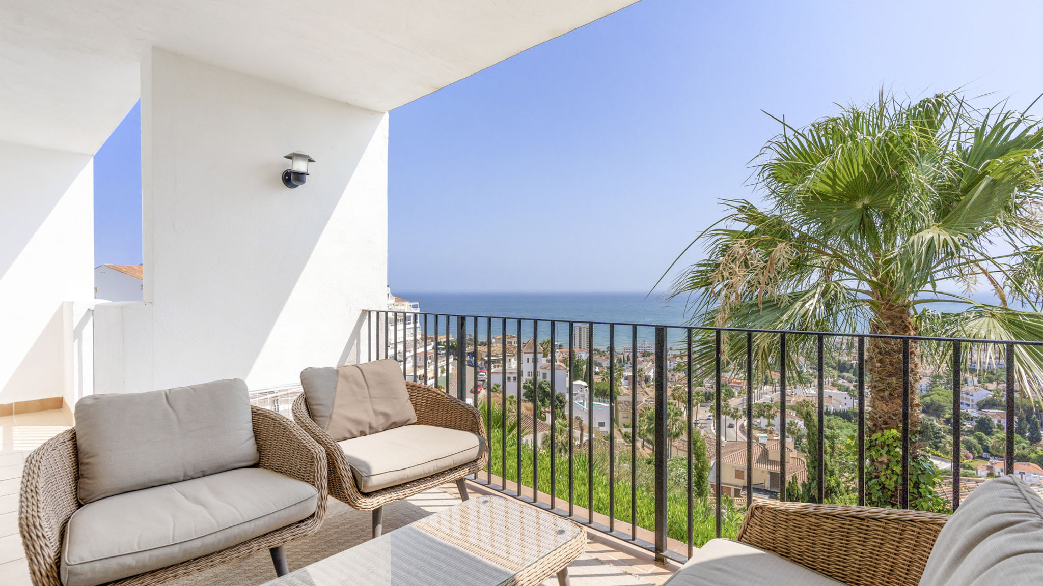 Apartment near Marbella by Costarentals - Ref 90