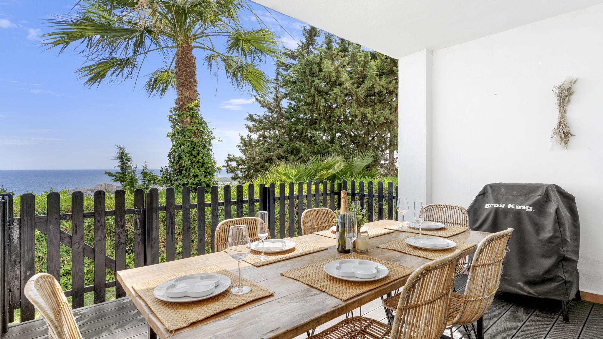 Apartment near Marbella by Costarentals - Ref 90