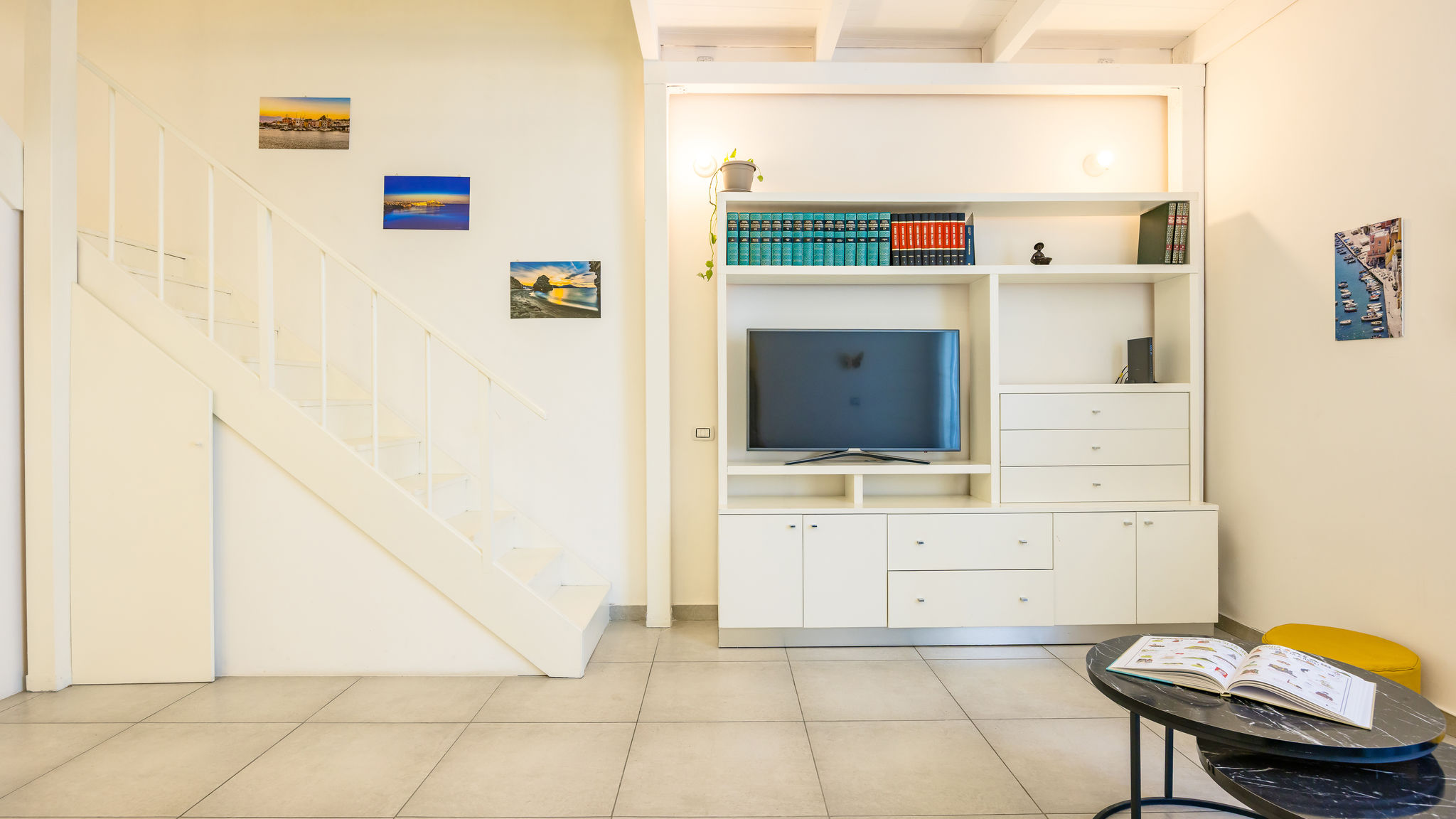 Italianway Napoli Toledo Heights by NapoliApartments