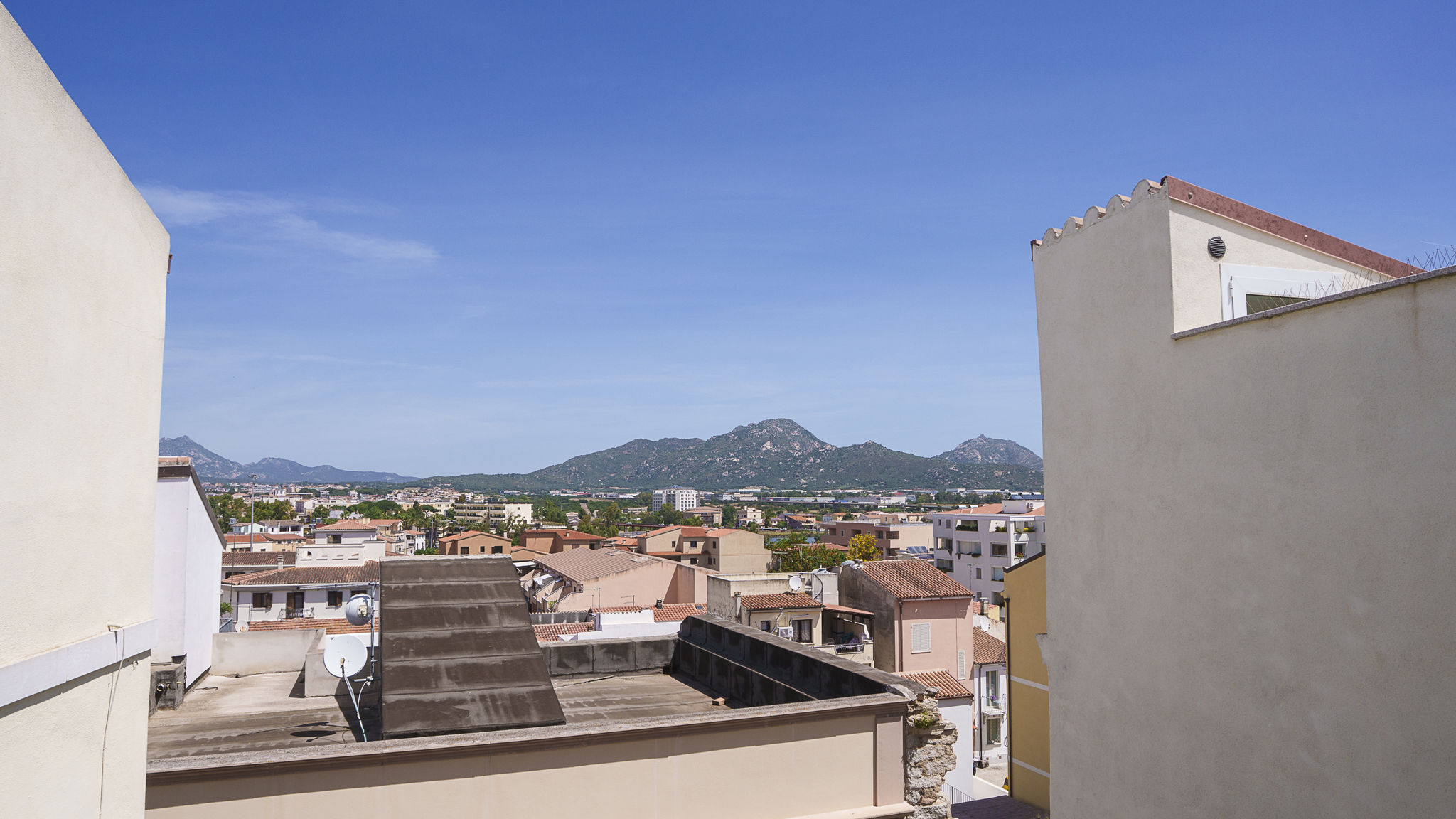 Italianway Olbia San Paolo - Yellow Apartment 