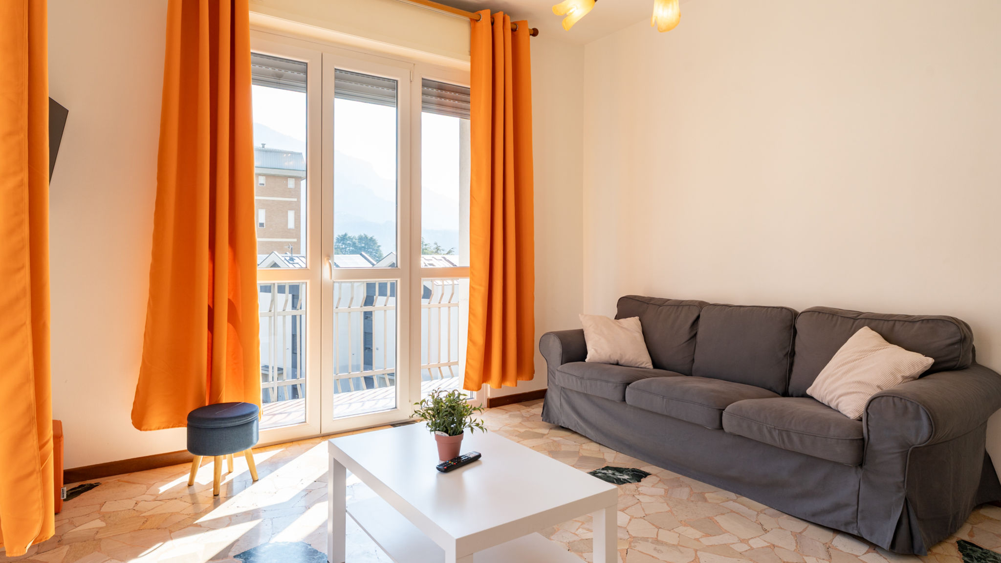 Italianway Lecco Spacious bright apartment with panoramic views