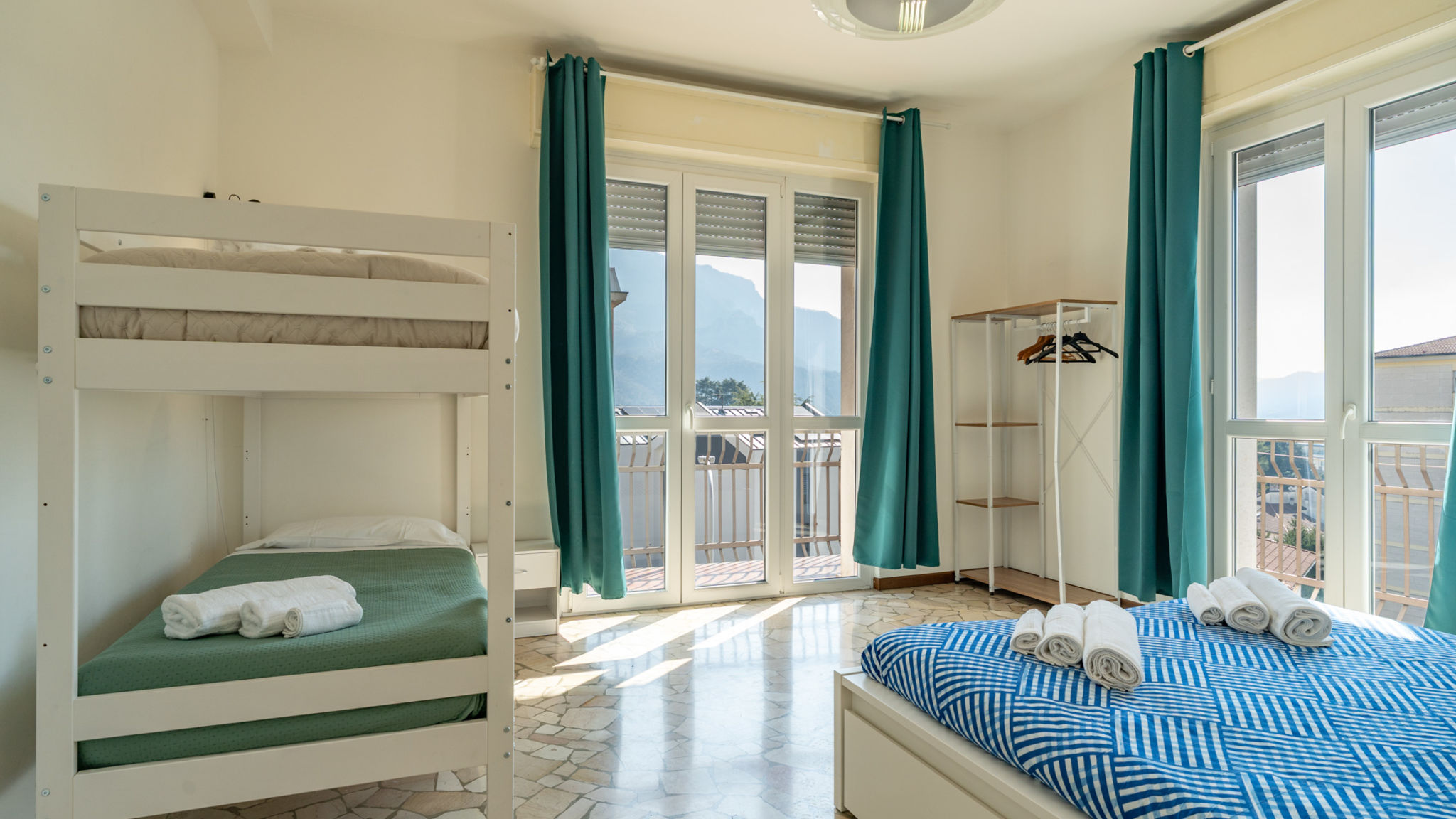 Italianway Lecco Spacious bright apartment with panoramic views