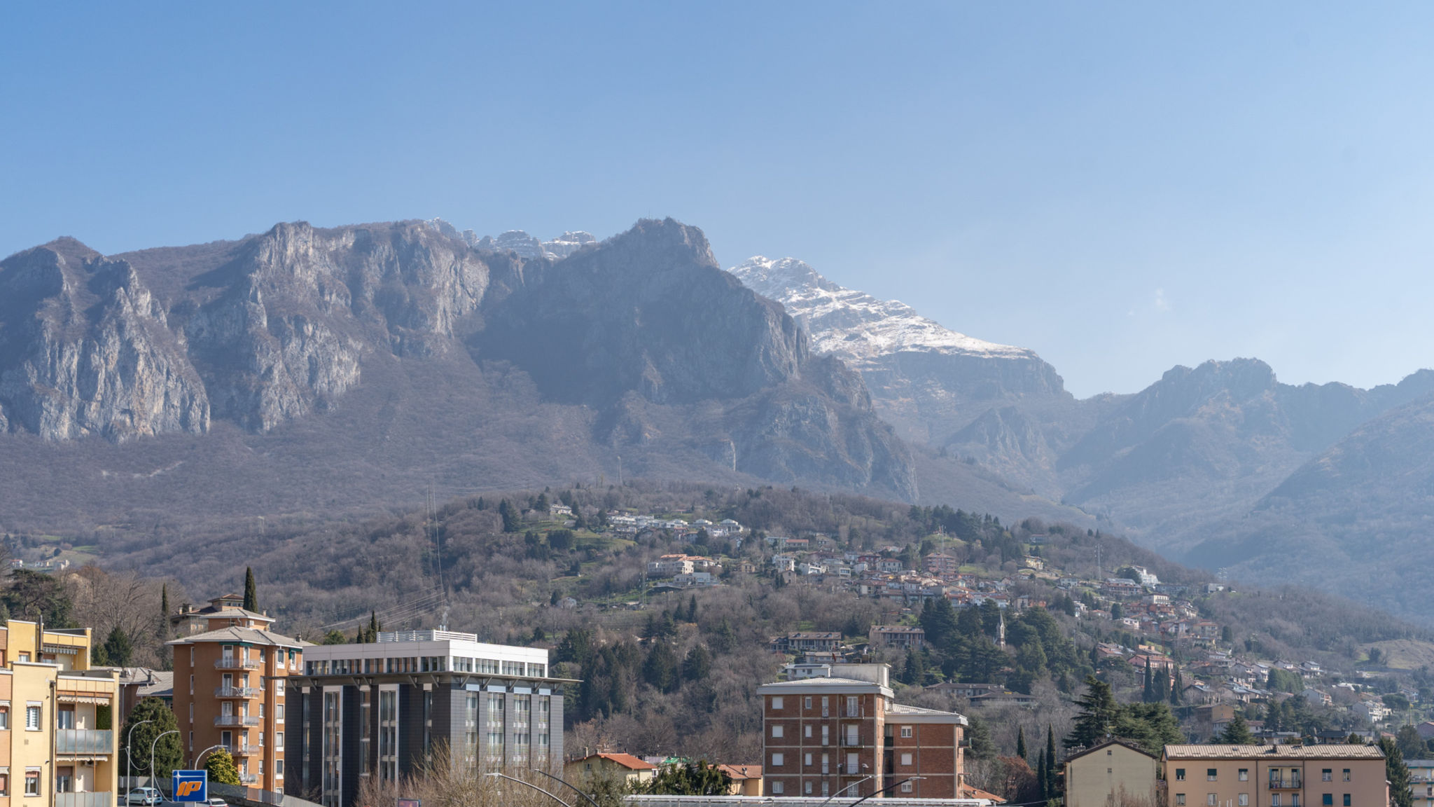 Italianway Lecco Spacious bright apartment with panoramic views