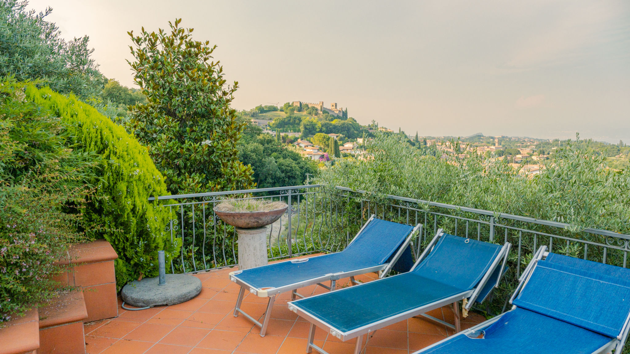 Italianway Padenghe sul Garda Villa CastleGrace Lake Garda