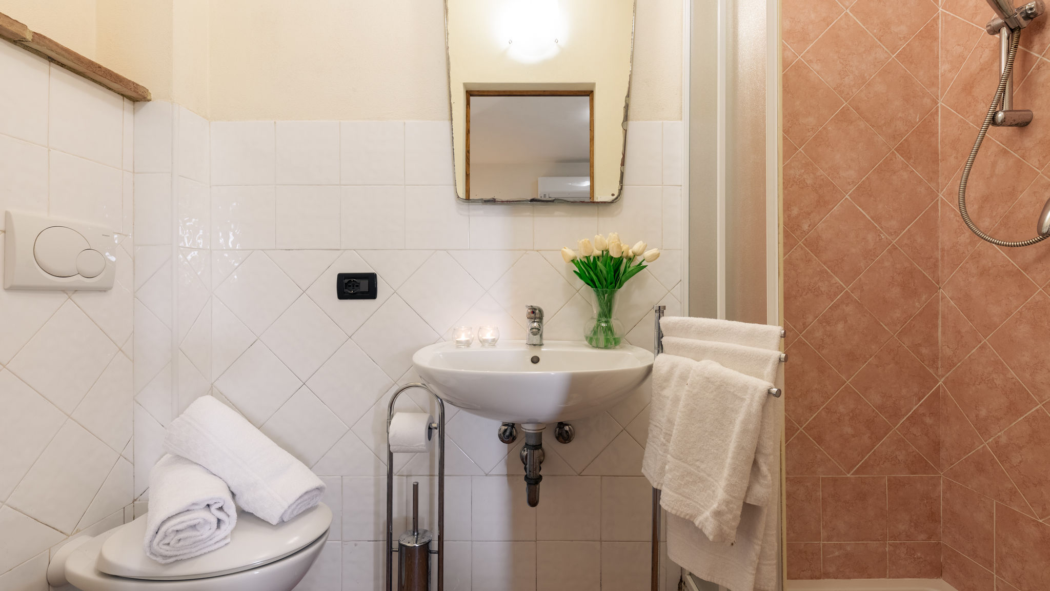 Italianway Lajatico Casale Teatro 10