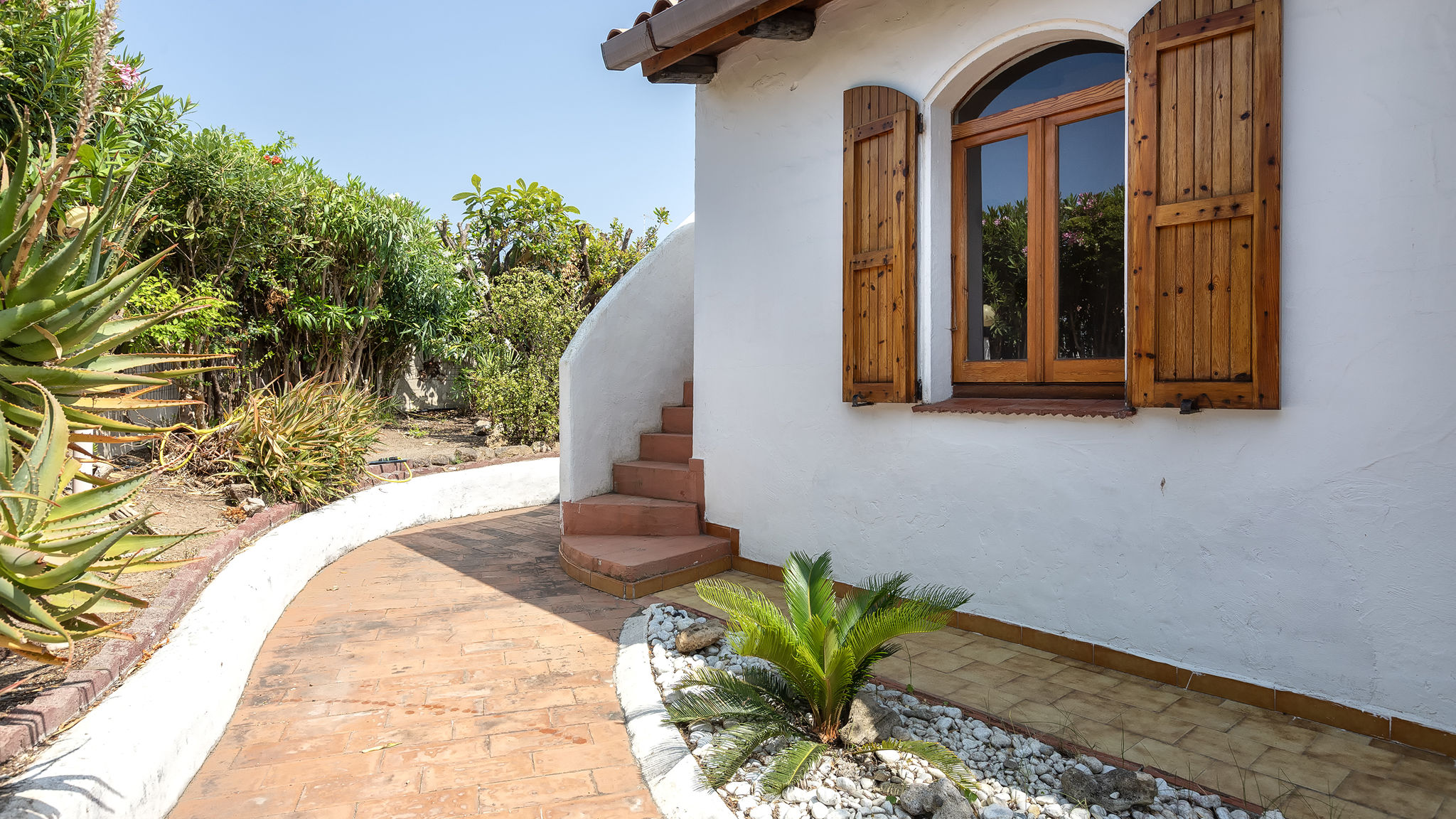 Italianway Valledoria Sardinia Re - Villino Livingstone