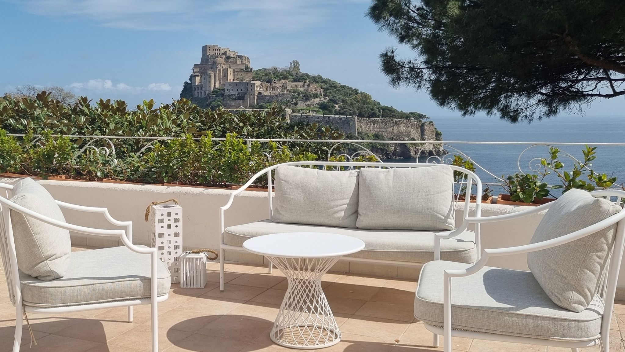 Italianway Ischia La Tolda sul Castello