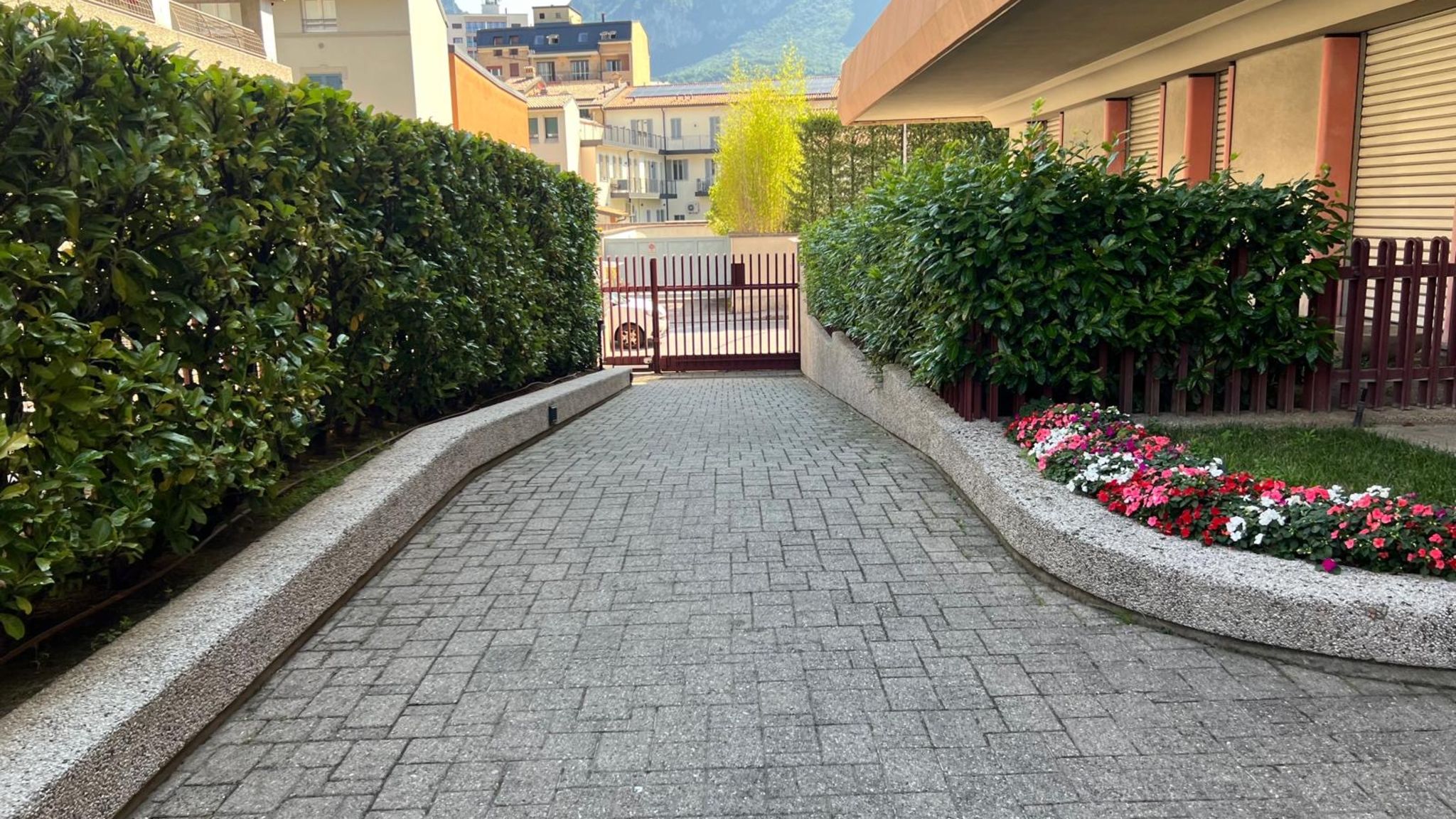 Italianway Lecco Aspromonte Lakeside Suite - Lecco Garden Retreat