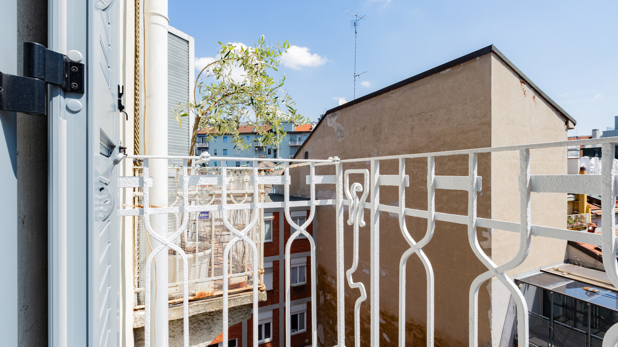 Italianway Milano ABRUZZI64 Milan cozy nest