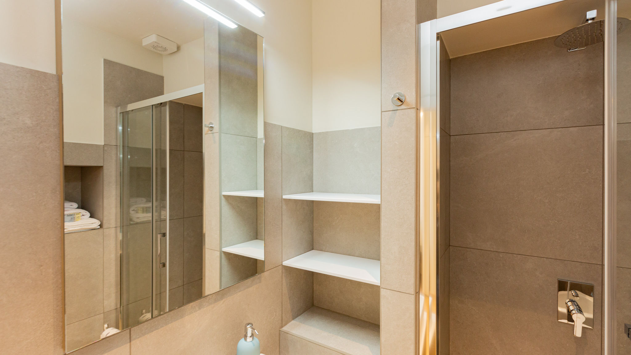 Italianway Milano ABRUZZI64 Milan cozy nest