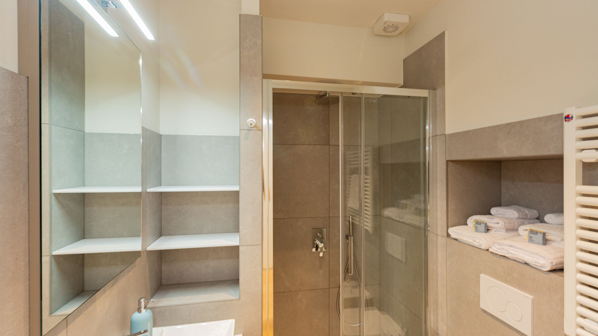 Italianway Milano ABRUZZI64 Milan cozy nest