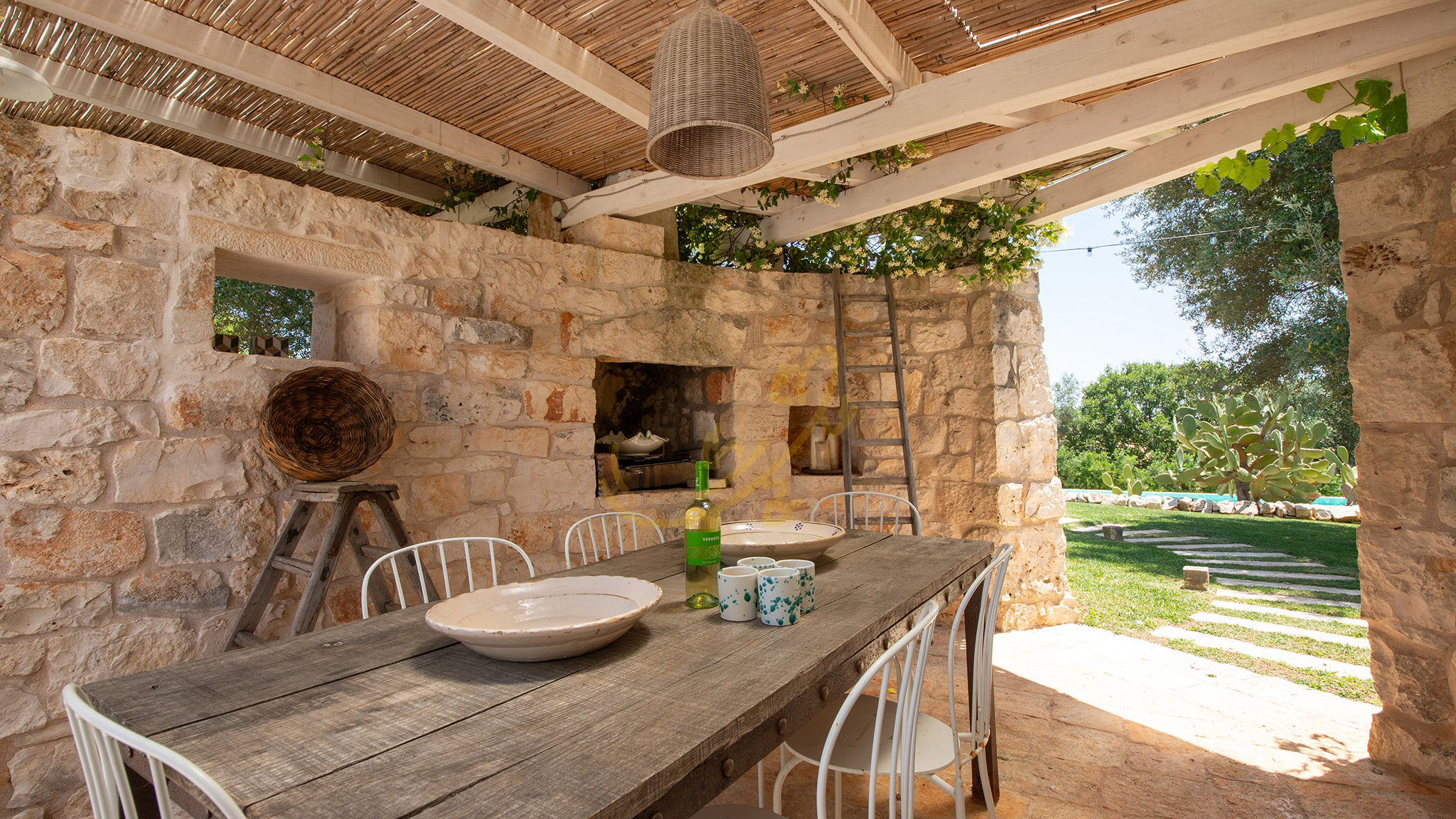 Italianway Ostuni TD Trulli Vittoriani Charme and Pure Nature w/pool