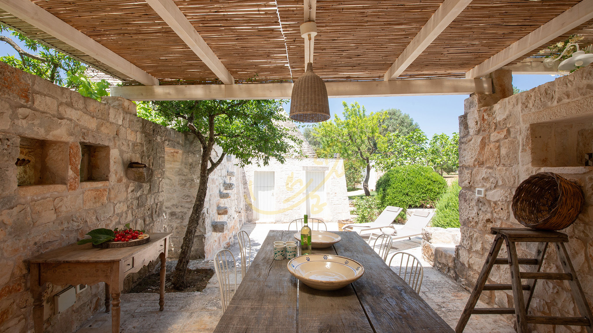 Italianway Ostuni TD Trulli Vittoriani Charme and Pure Nature w/pool
