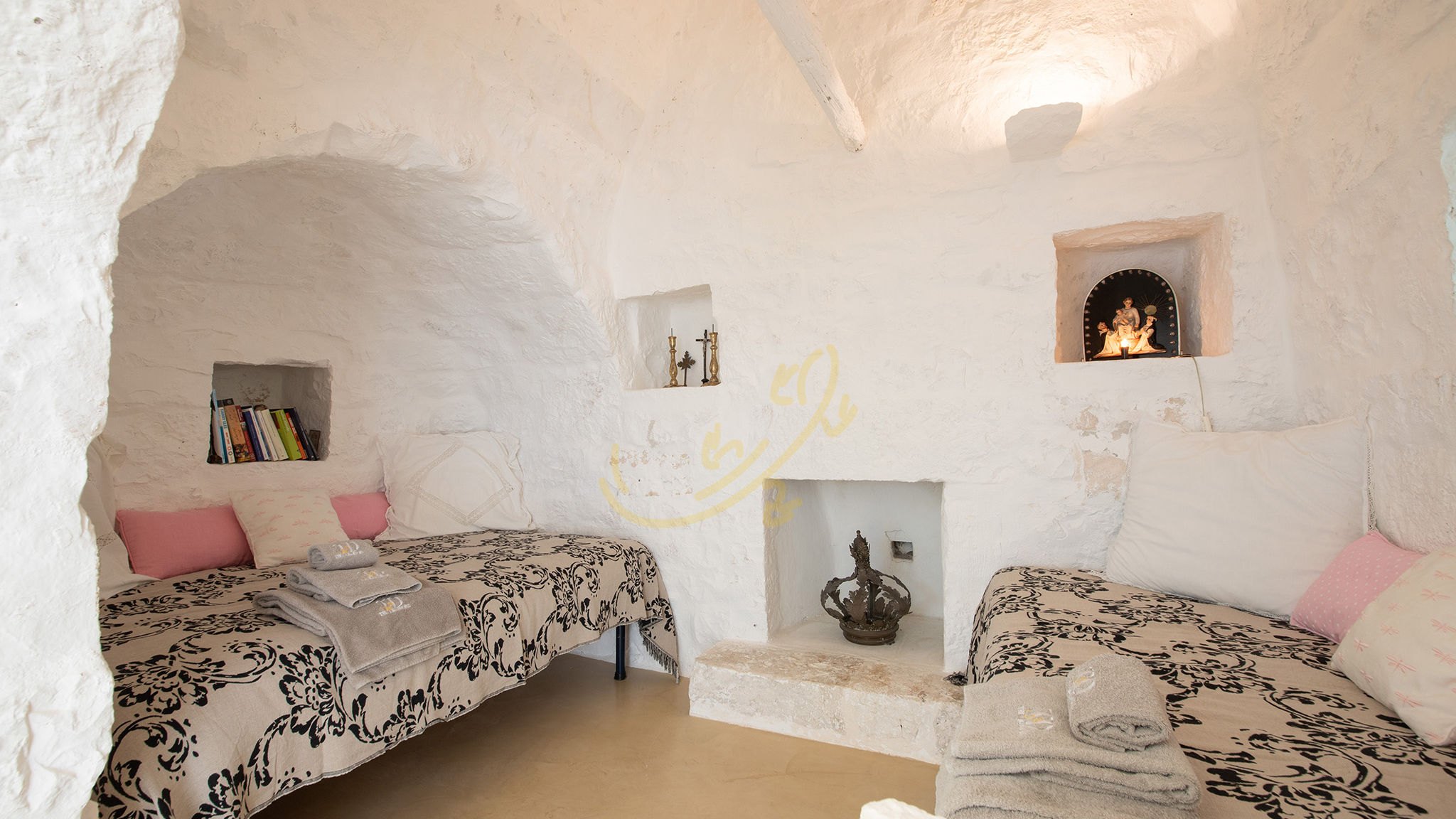 Italianway Ostuni TD Trulli Vittoriani Charme and Pure Nature w/pool