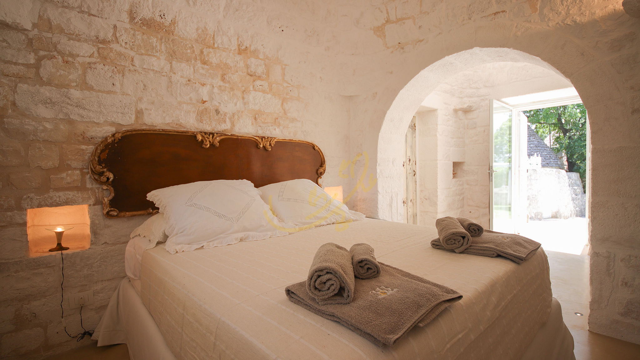 Italianway Ostuni TD Trulli Vittoriani Charme and Pure Nature w/pool