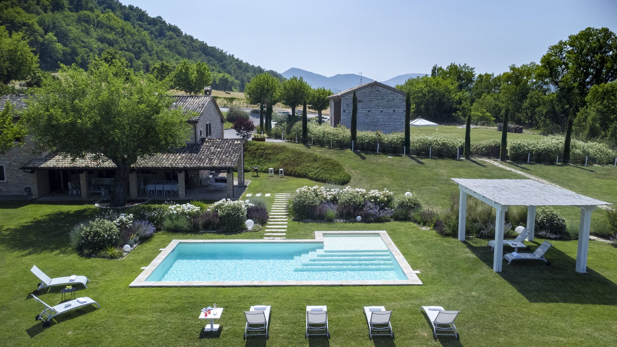Italianway Acqualagna Villa Poderina 8