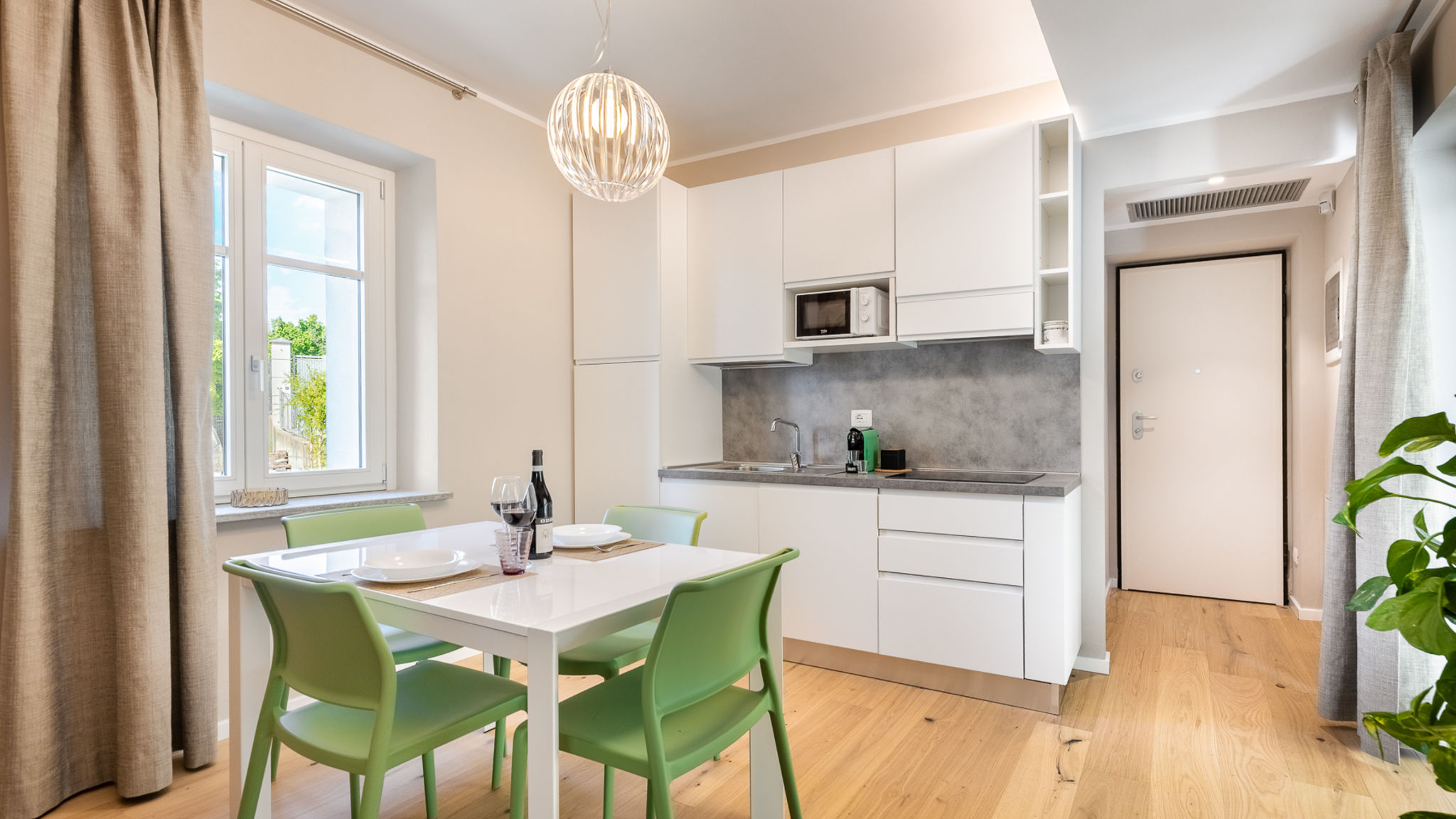 Italianway Alba Alba Palace Luxury Apartments - Yellow