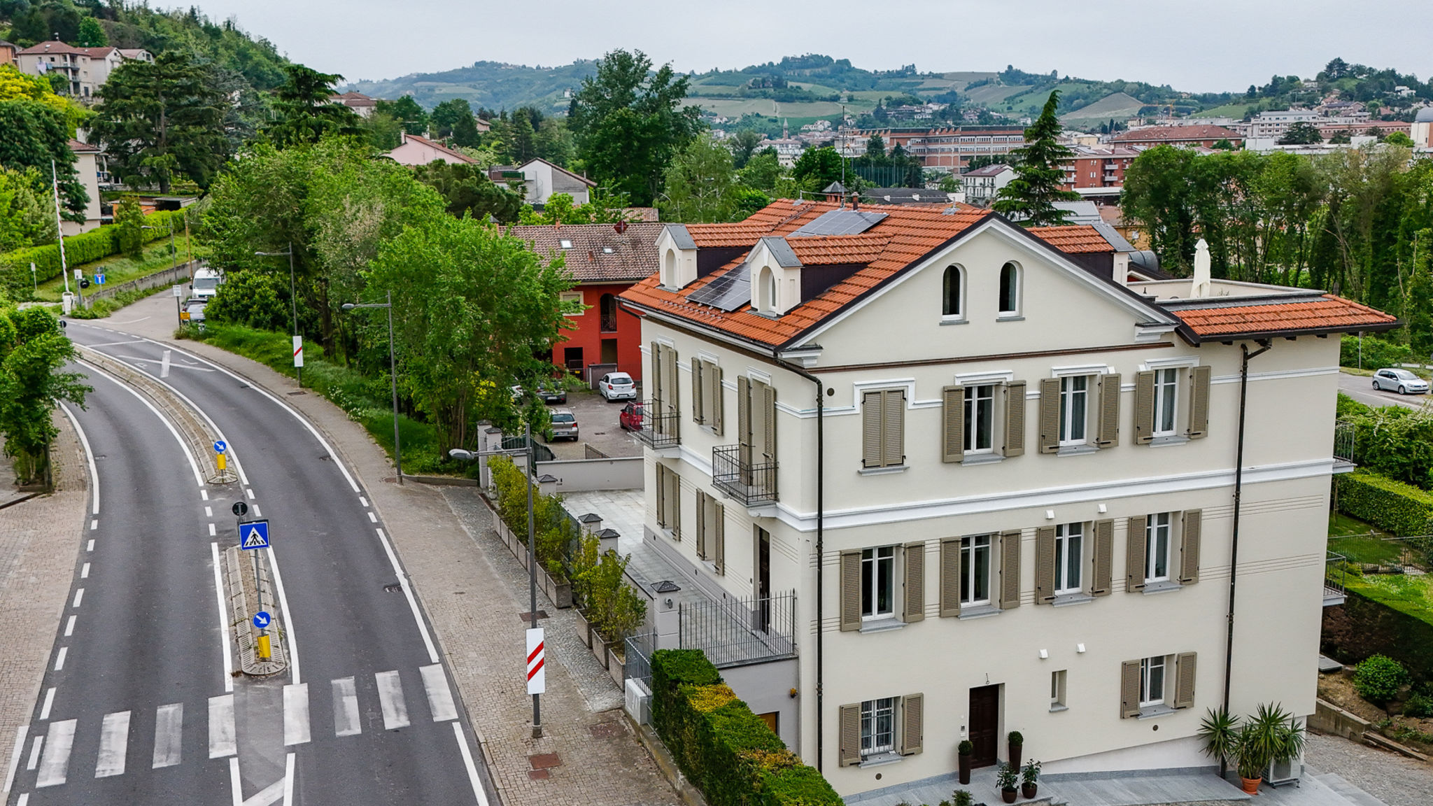 Italianway Alba Alba Palace Luxury Apartments - Green