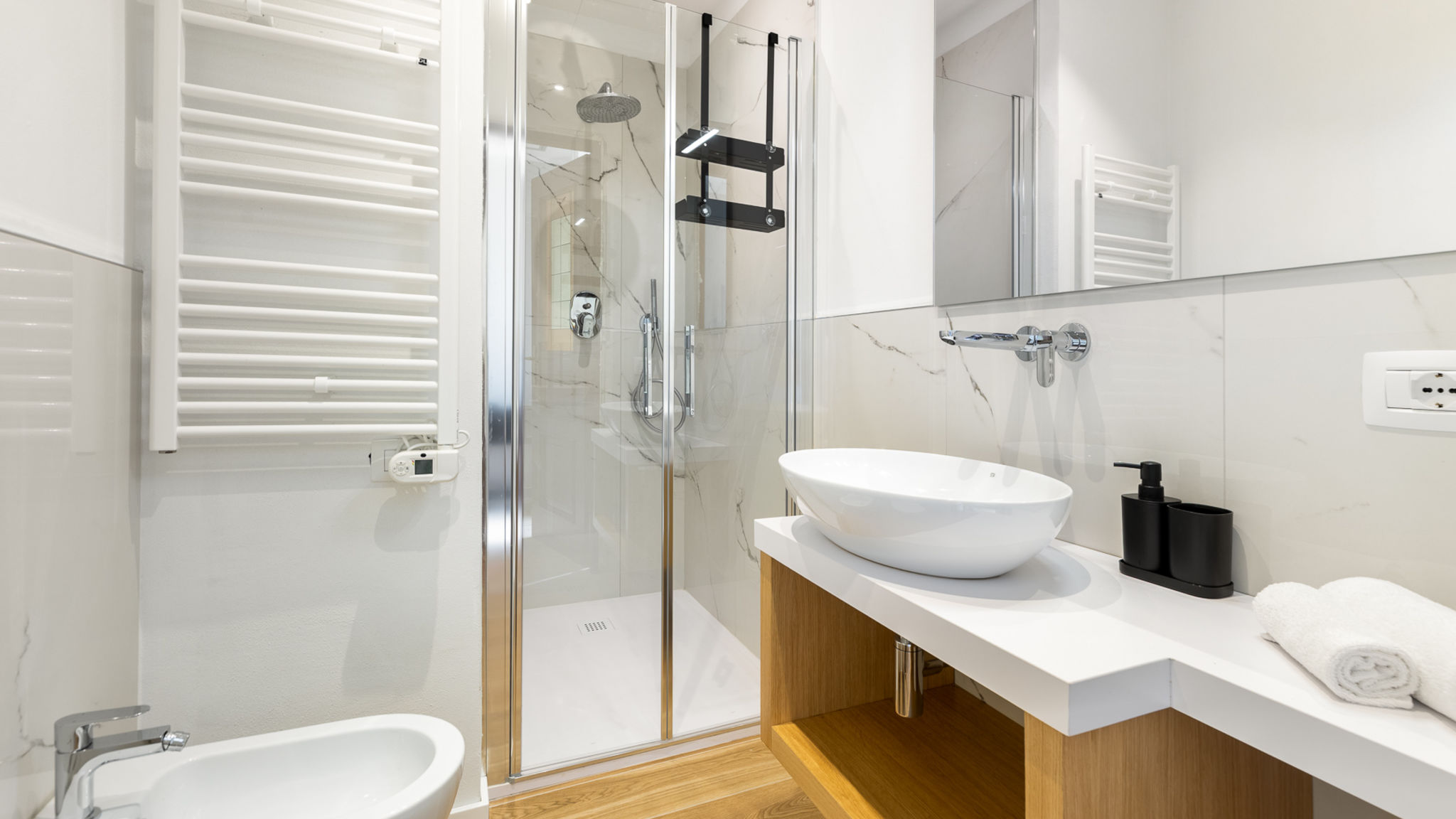 Italianway Alba Alba Palace Luxury Apartments - Red