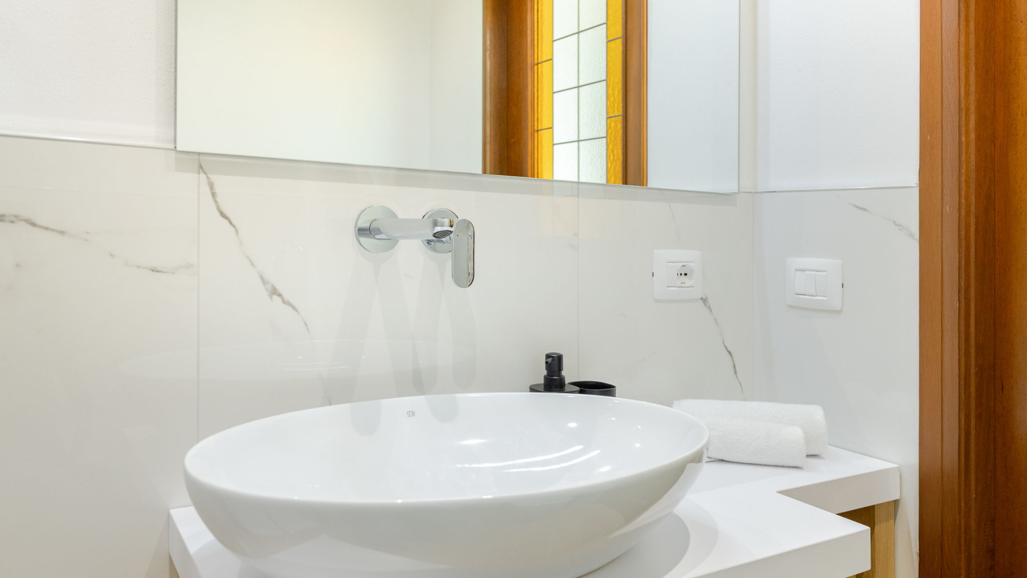 Italianway Alba Alba Palace Luxury Apartments - Red
