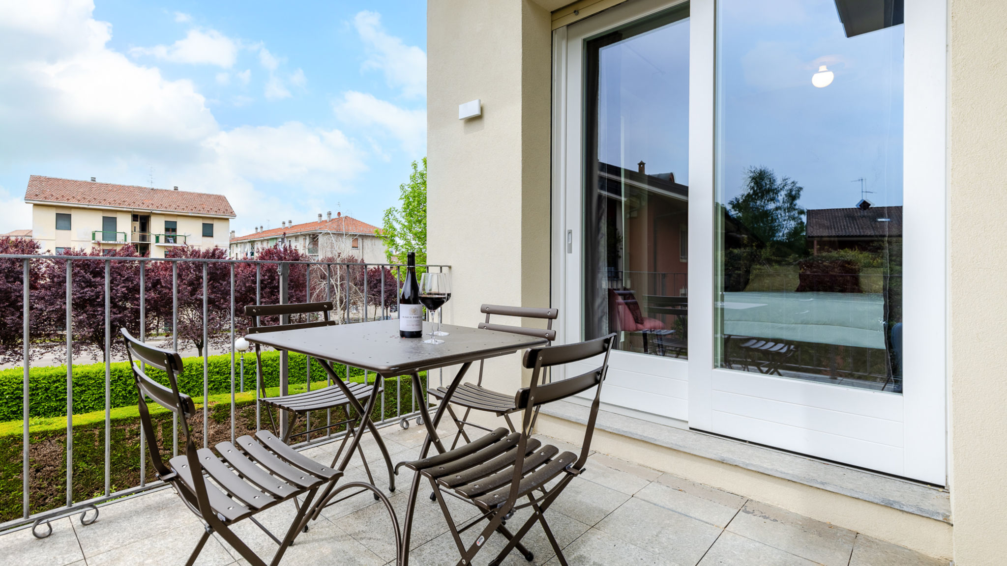 Italianway Alba Alba Palace Luxury Apartments - Red