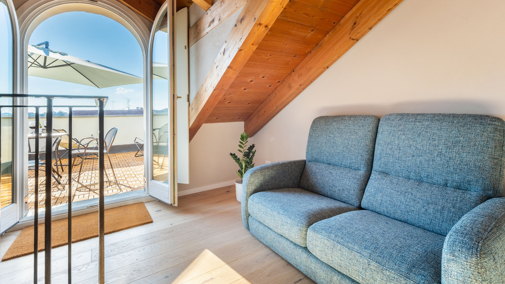 Italianway Alba Alba Palace Luxury Apartments - Blue